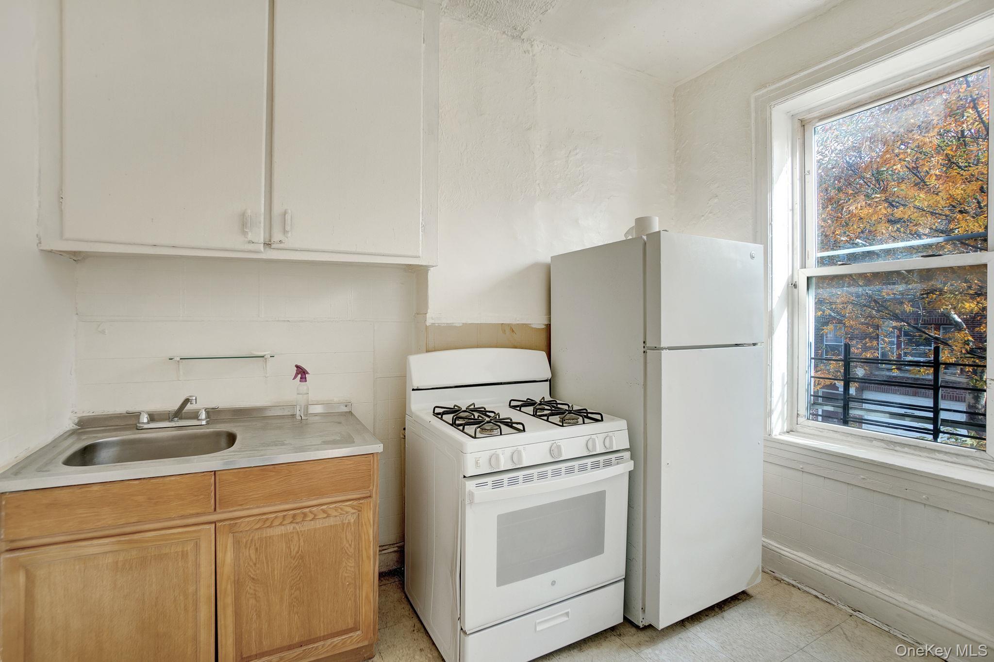 #18 photo, 1241 College Avenue, Bronx , NY 10456