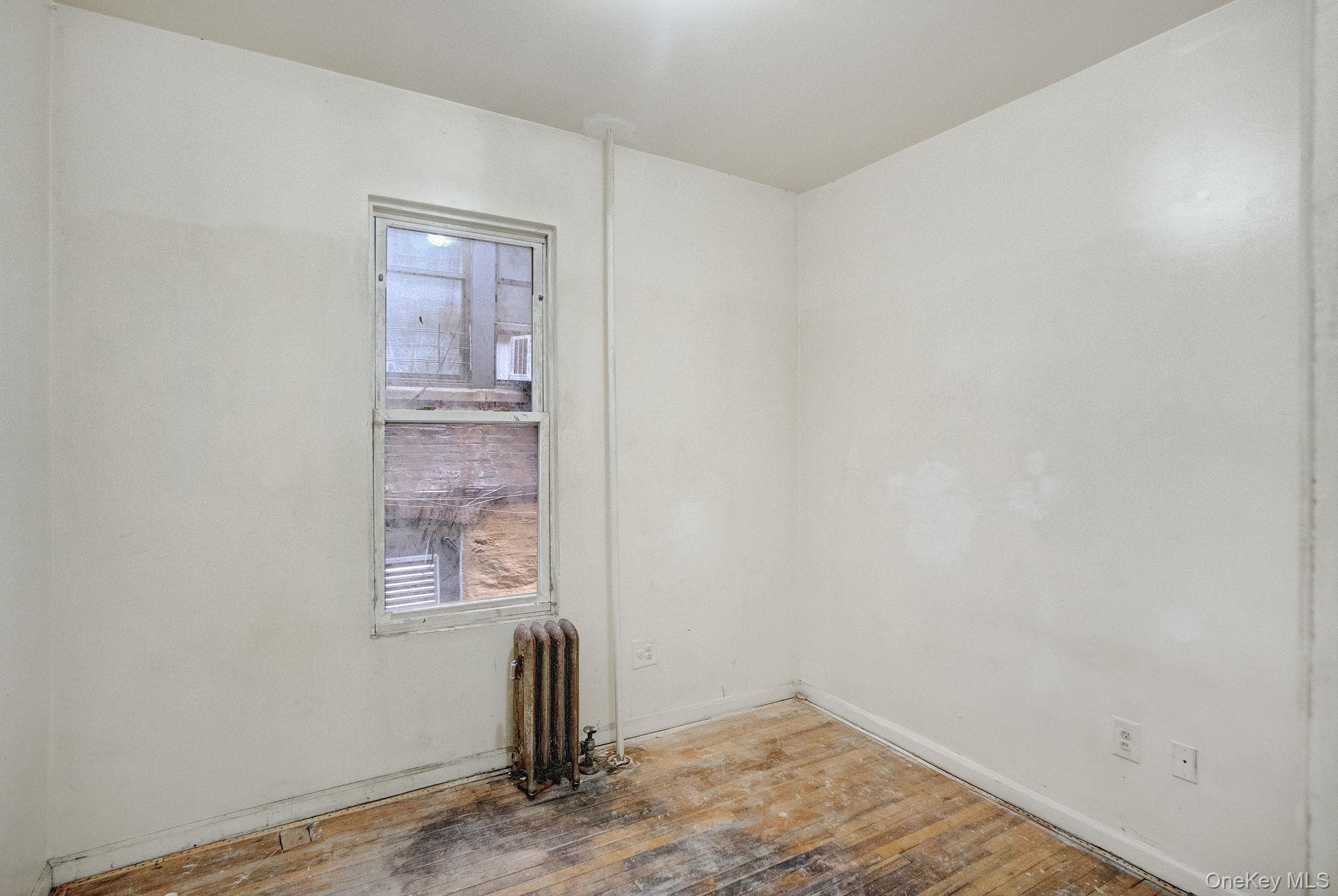 #8 photo, 1241 College Avenue, Bronx , NY 10456