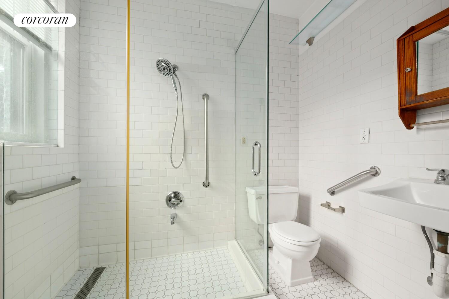 #7 photo, New York City, 맨해튼 West Village , NY 10014