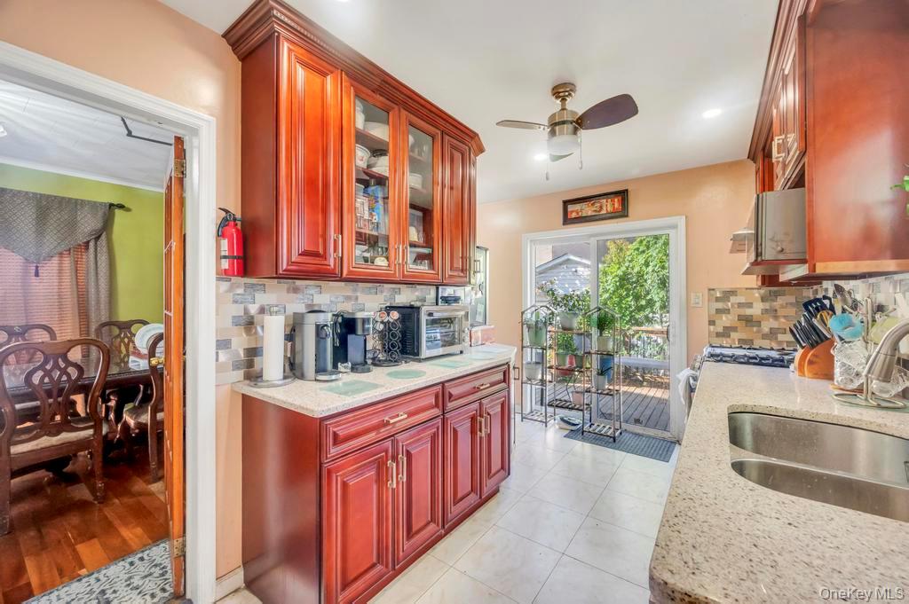 #7 photo, 8108 164th Place, 皇后区 Jamaica , NY 11432