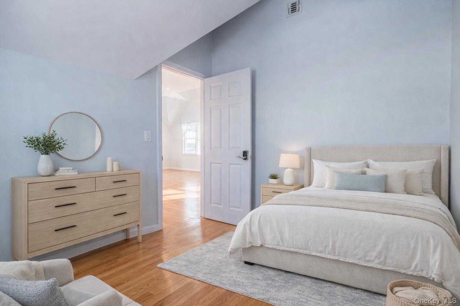 #19 photo, 16823 Powells Cove Boulevard, 皇后区 Beechhurst , NY 11357