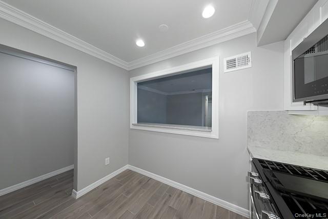 #3 photo, 80 Westwood Drive, Westbury , NY 11590