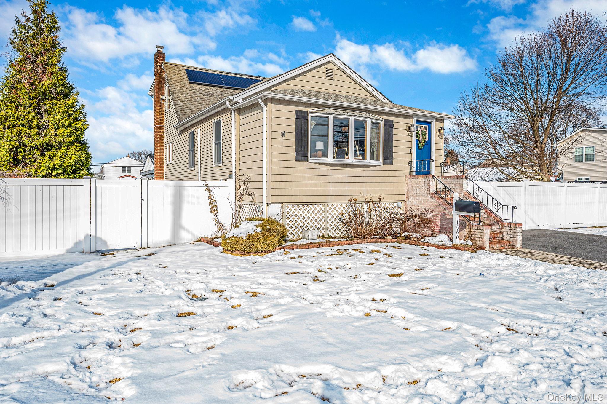 #3 photo, 1560 A Street, 東長島 West Babylon , NY 11704