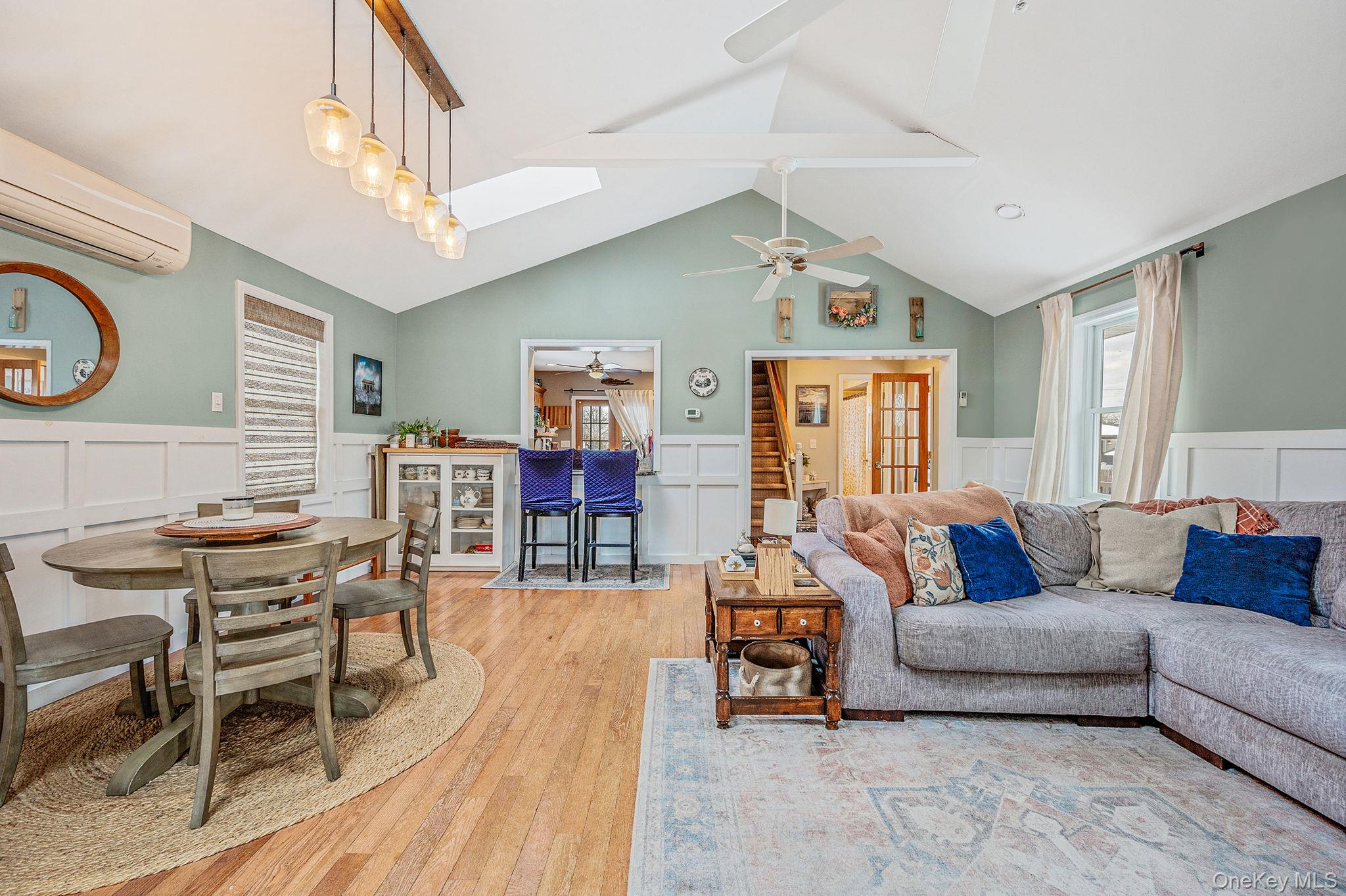 #9 photo, 1560 A Street, 東長島 West Babylon , NY 11704