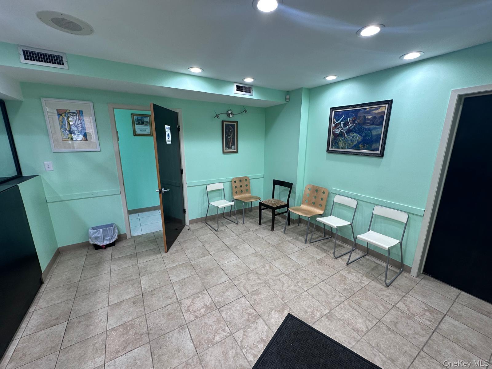 #2 photo, 99-45 67 Road, 皇后区 Rego Park , NY 11374