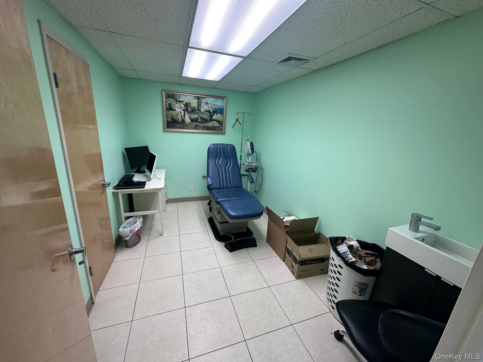 #4 photo, 99-45 67 Road, 皇后区 Rego Park , NY 11374