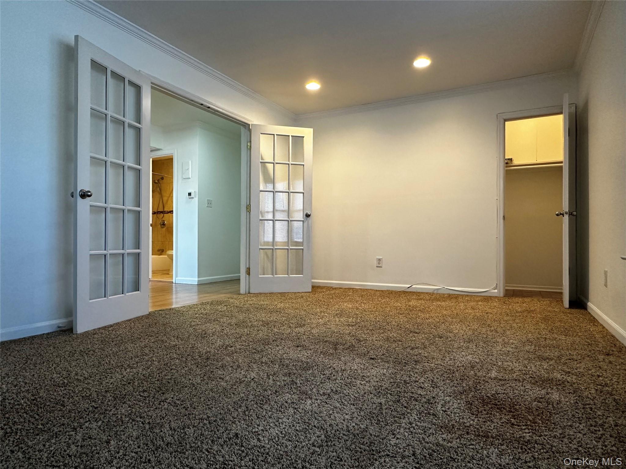 #5 photo, 79 Bailey Court, Middle Island , NY 11953