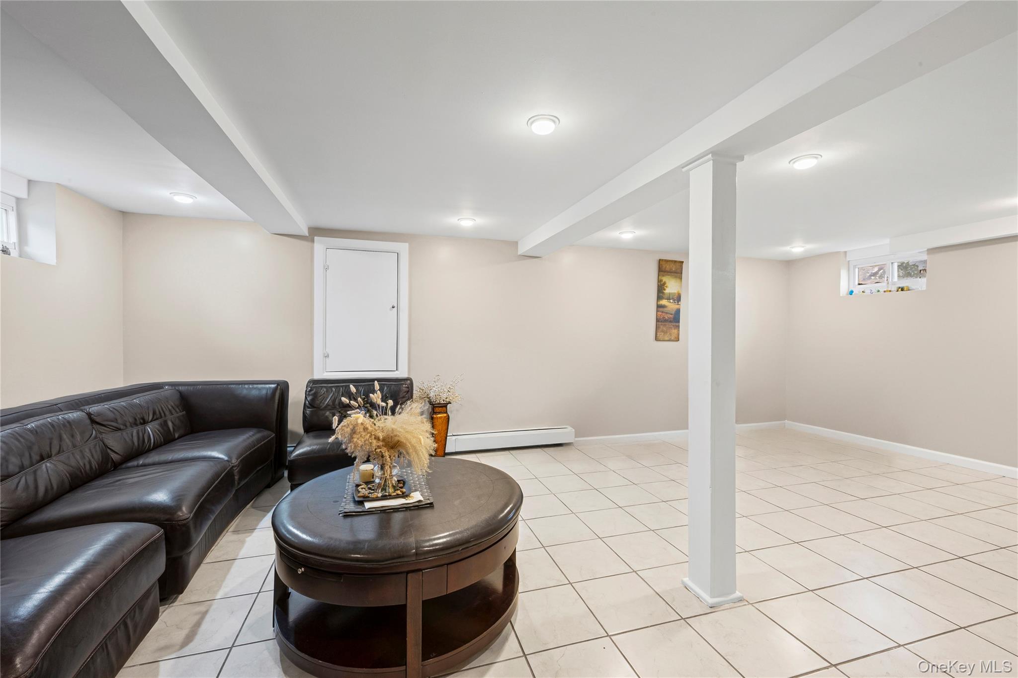 #14 photo, 24 Ferndale Drive, Hicksville , NY 11801