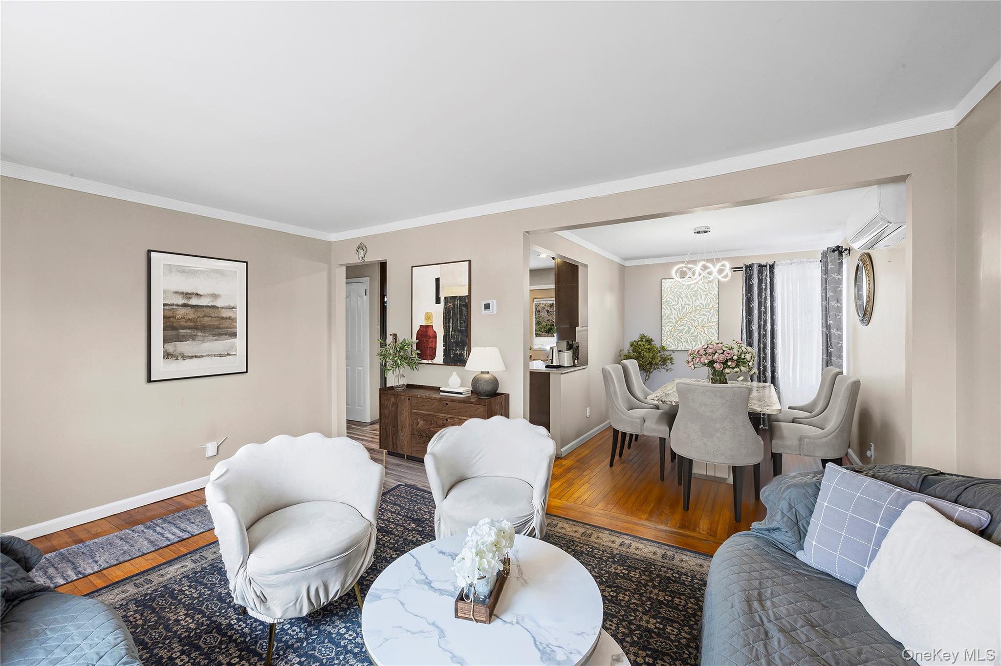 #3 photo, 24 Ferndale Drive, Hicksville , NY 11801