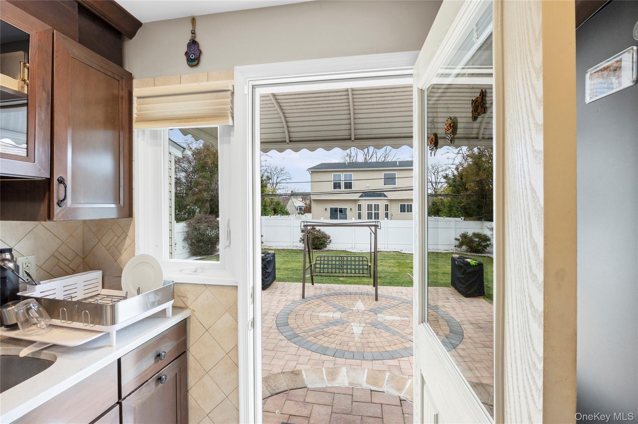 #5 photo, 24 Ferndale Drive, Hicksville , NY 11801