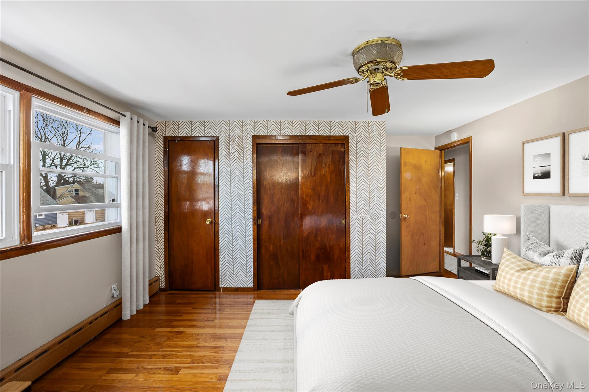 #6 photo, 24 Ferndale Drive, Hicksville , NY 11801