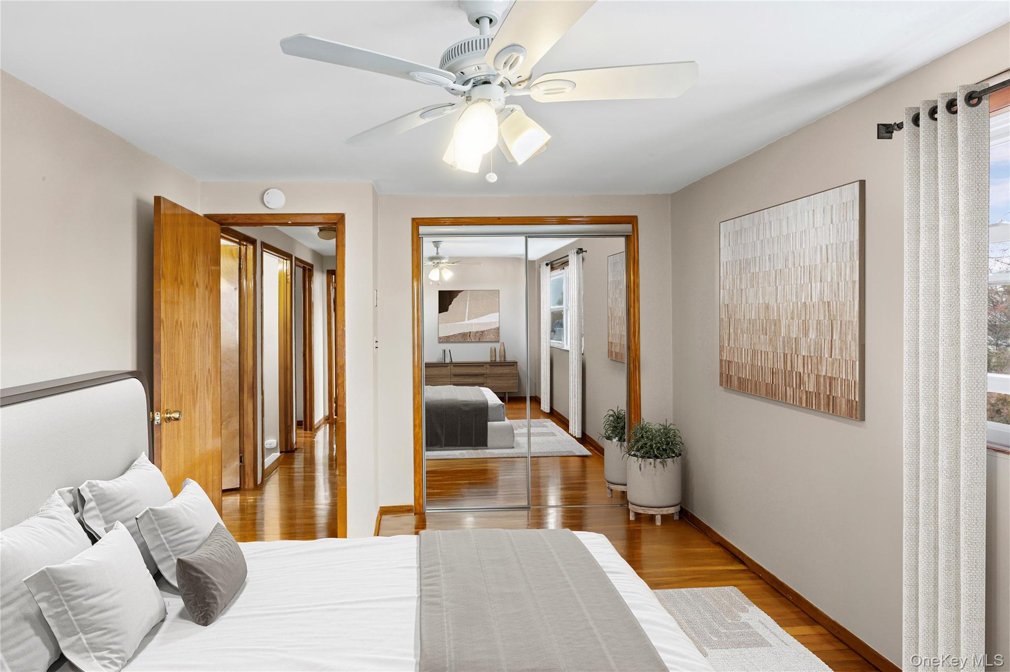 #7 photo, 24 Ferndale Drive, Hicksville , NY 11801