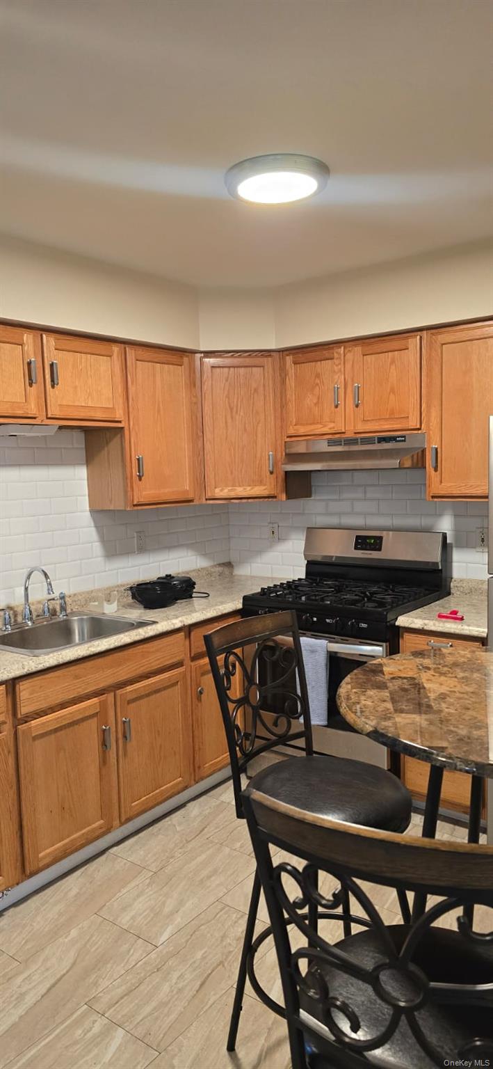 #13 photo, 235 MacDougal Street, Brooklyn , NY 11233