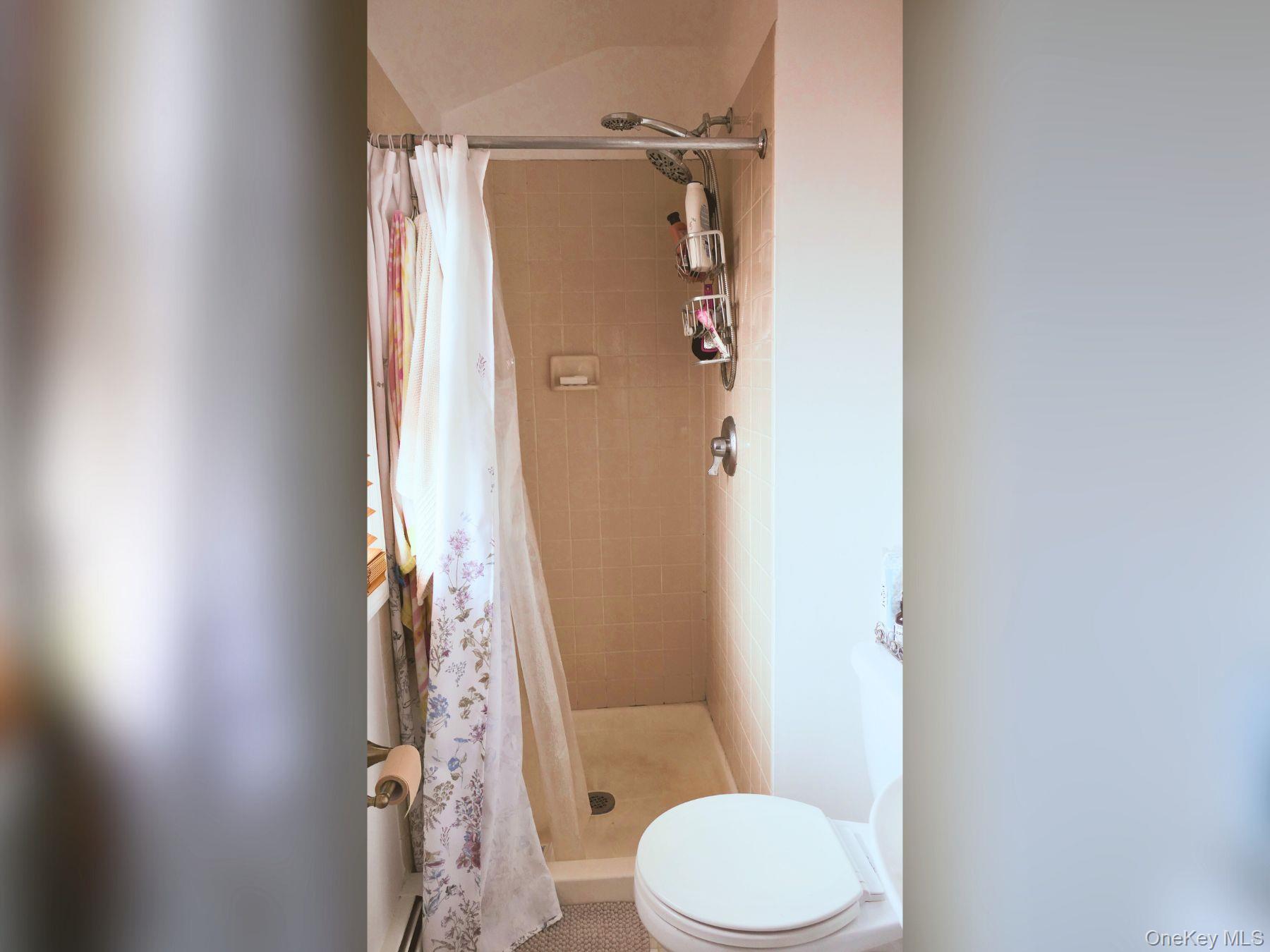 #20 photo, 15513 113th Avenue, Jamaica , NY 11433