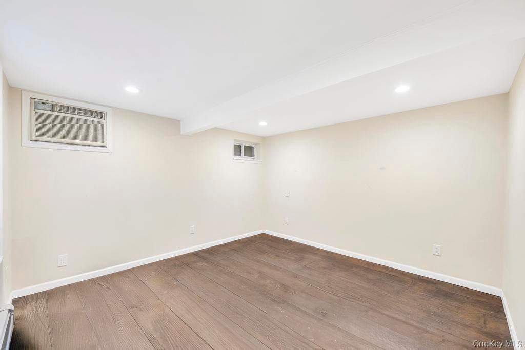 #13 photo, 32 Longfellow Avenue, Westbury , NY 11590