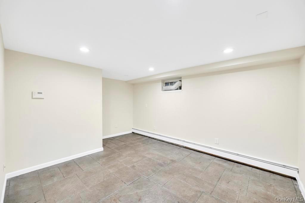 #19 photo, 32 Longfellow Avenue, Westbury , NY 11590