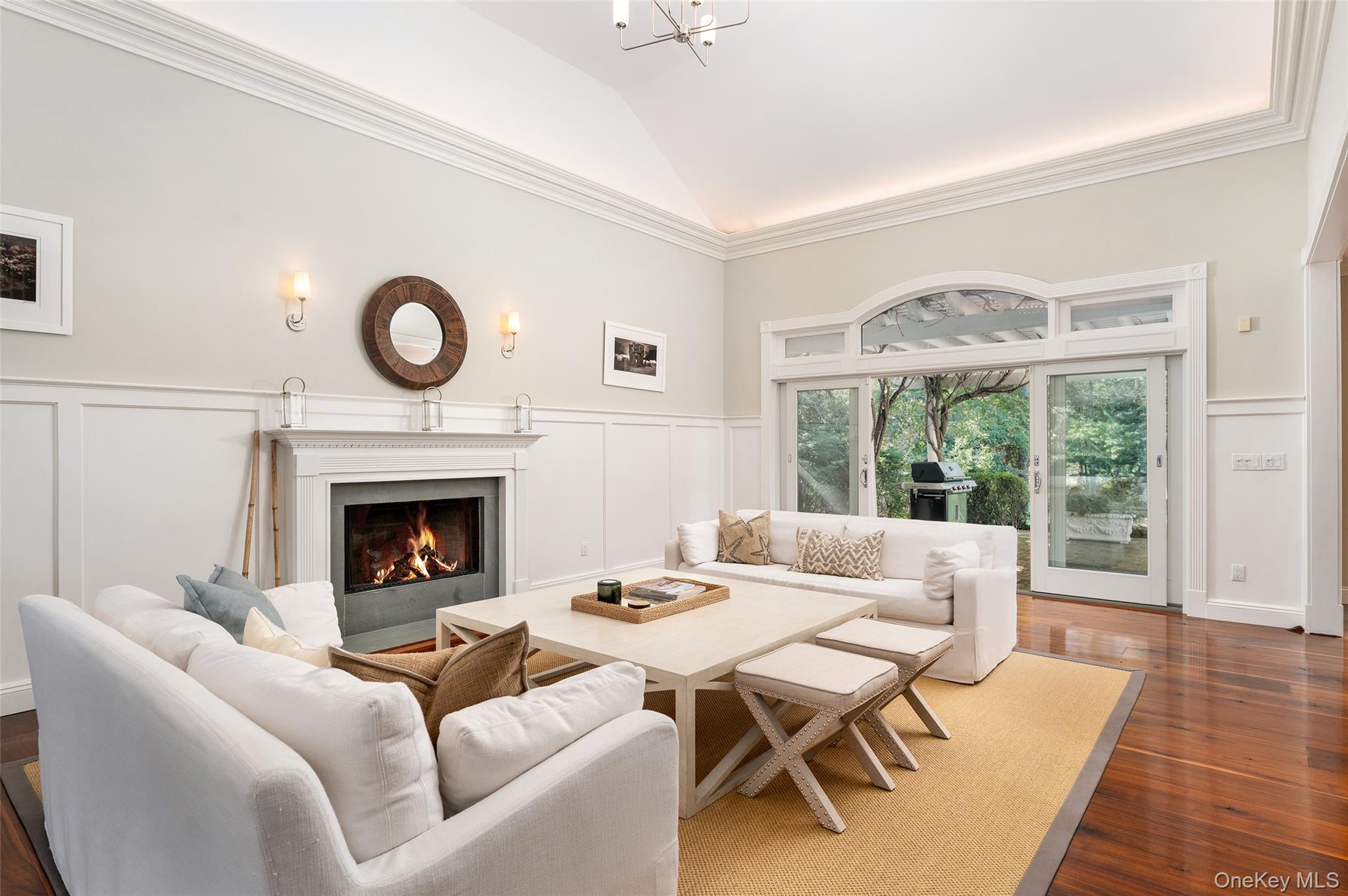 #5 photo, 8 Mountain Laurel Lane, Southampton , NY 11968