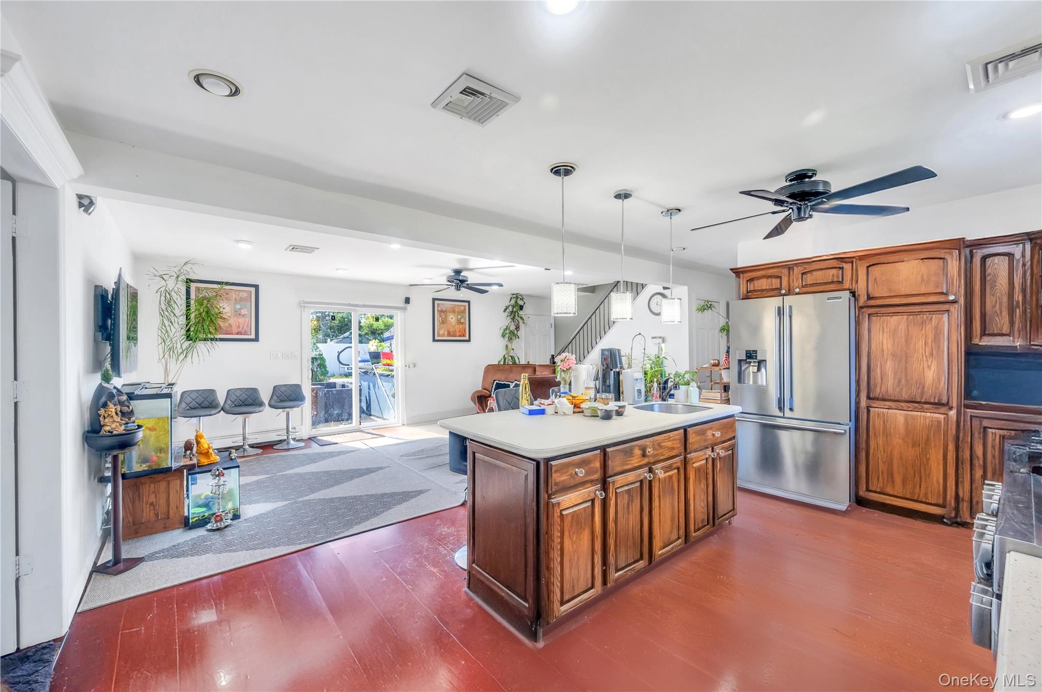 #7 photo, 6 Regal Lane, Levittown , NY 11756