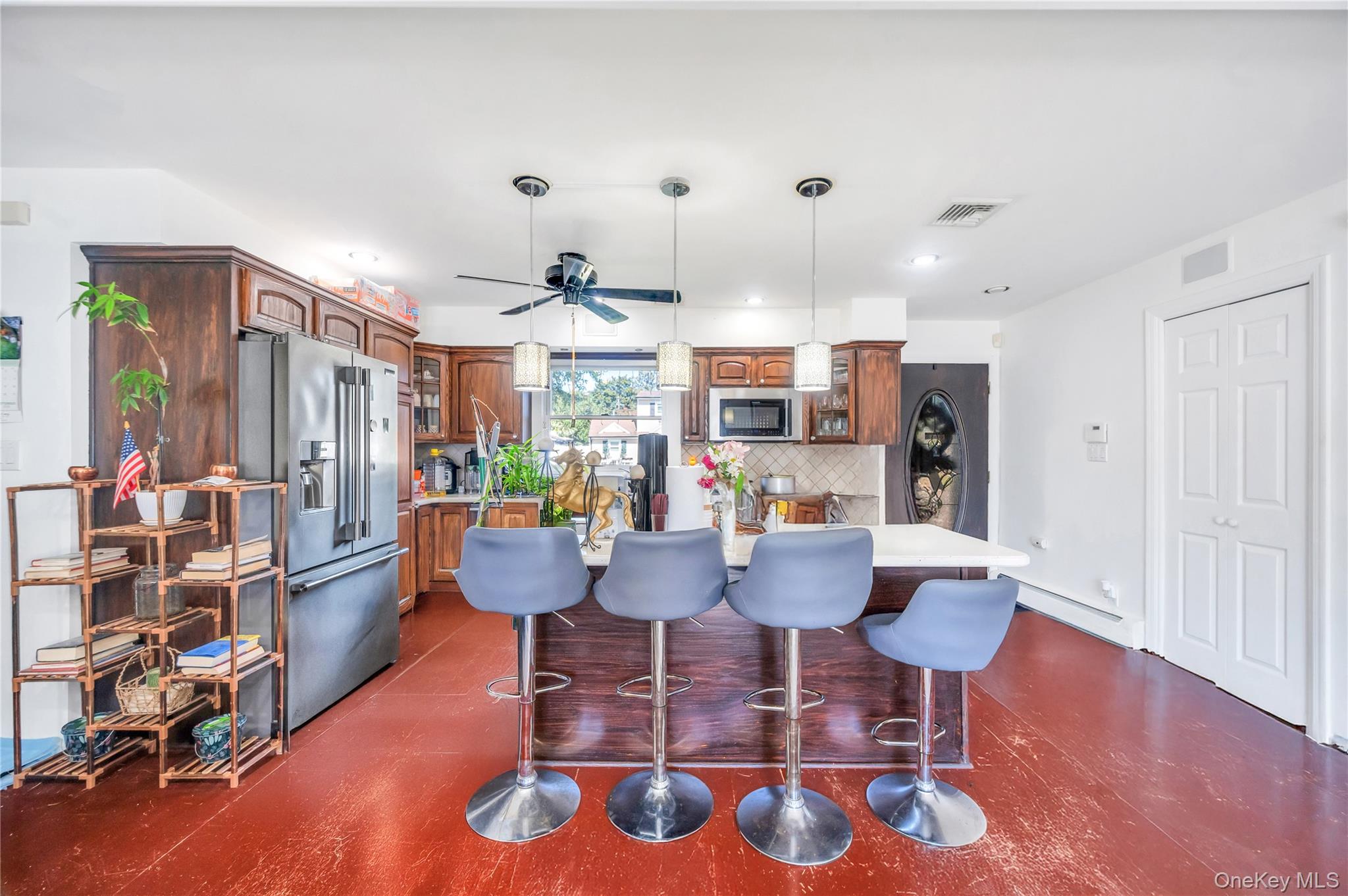 #8 photo, 6 Regal Lane, Levittown , NY 11756