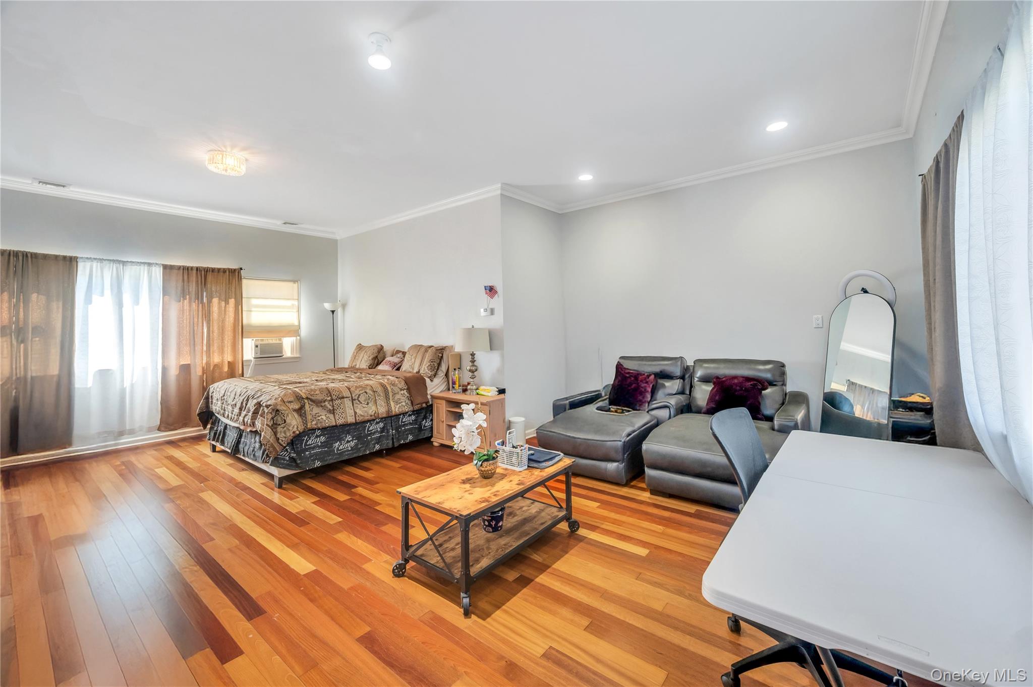 #9 photo, 6 Regal Lane, Levittown , NY 11756