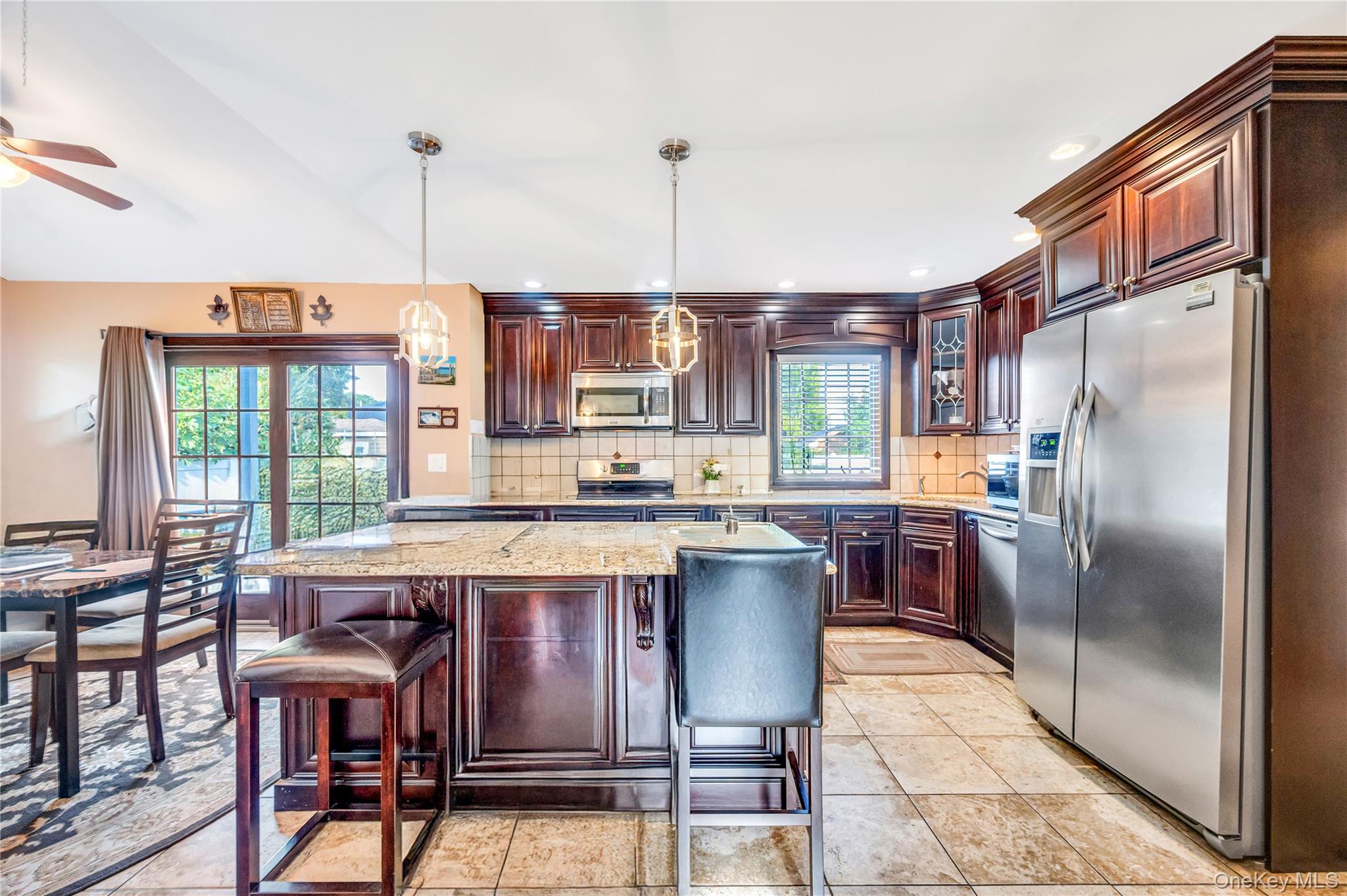 #6 photo, 154 8th Street, ناسو Bethpage , NY 11714