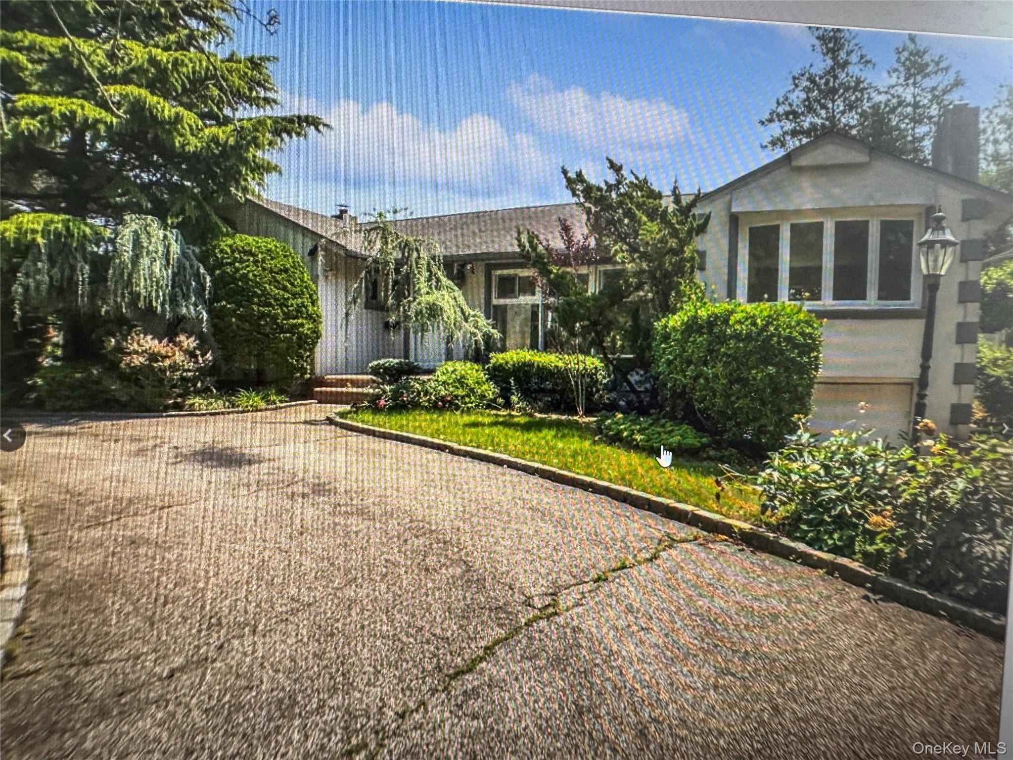 #1 photo, 571 Richmond Road, 长岛 East Meadow , NY 11554