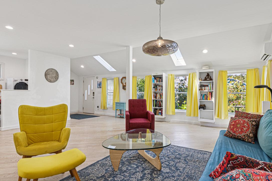 #6 photo, 28 S Brett Street, Beacon , NY 12508