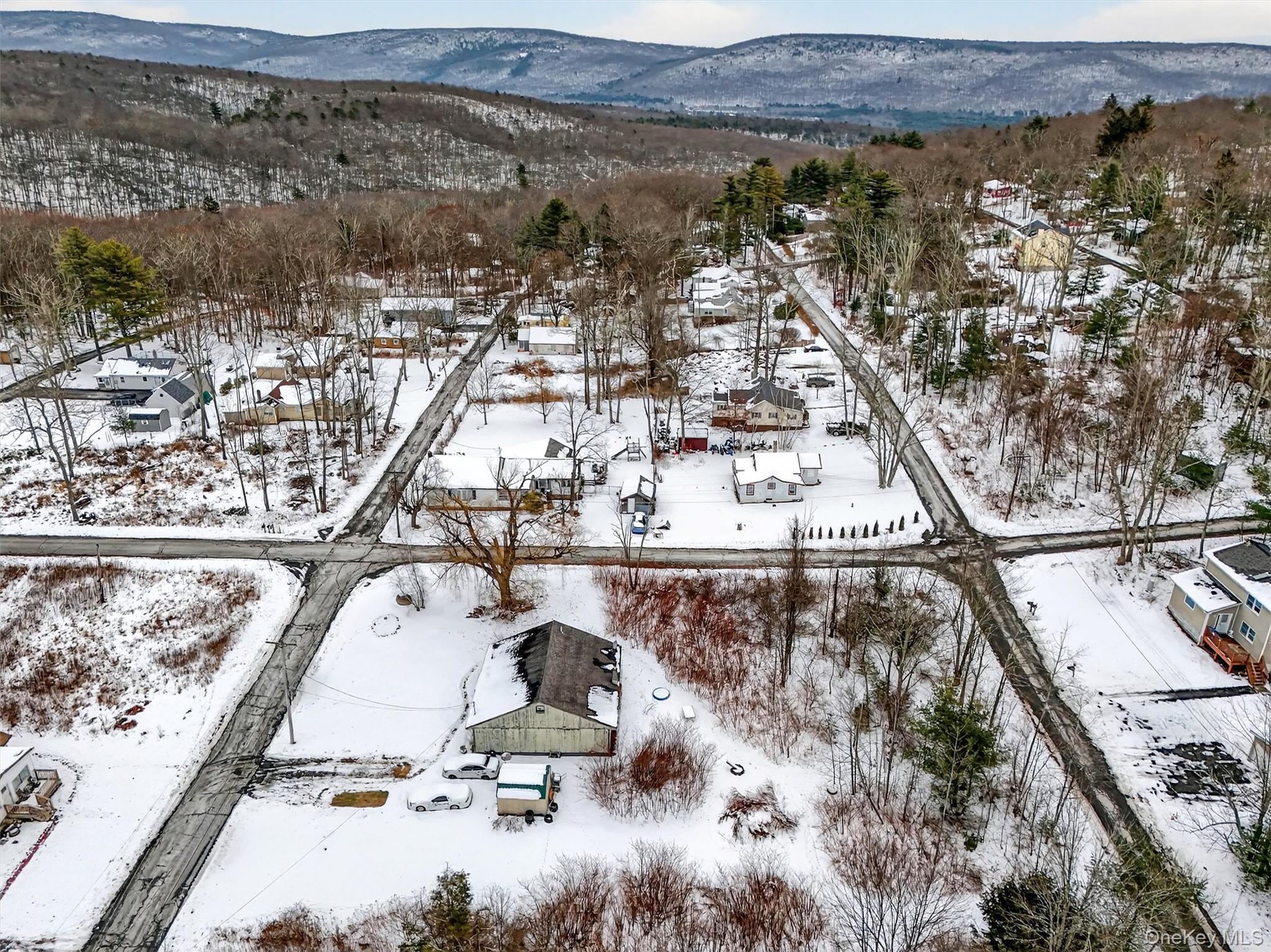 #11 photo, 51 Laurel Trail, 뉴욕주 Wurtsboro , NY 12790