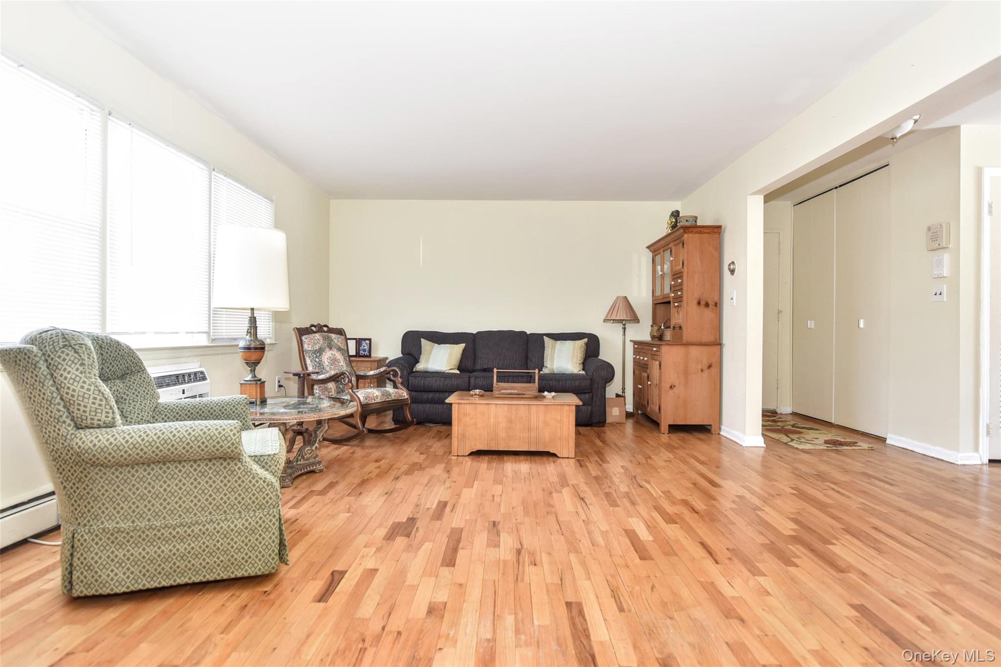 #6 photo, 24 Bon Aire Circle, Suffern , NY 10901