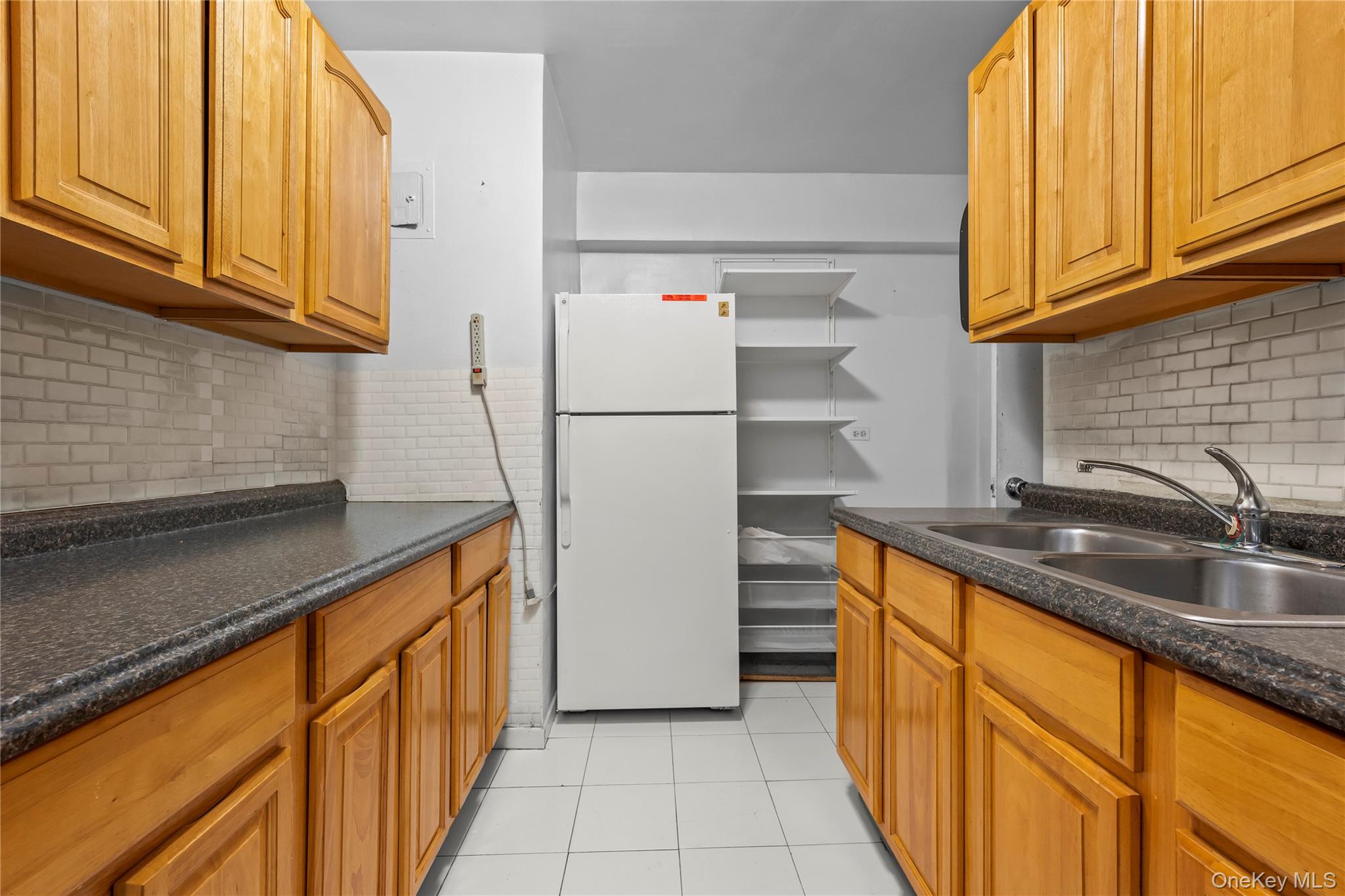 #12 photo, 84-31 Van Wyck Expressway, 皇后區 Jamaica , NY 11435