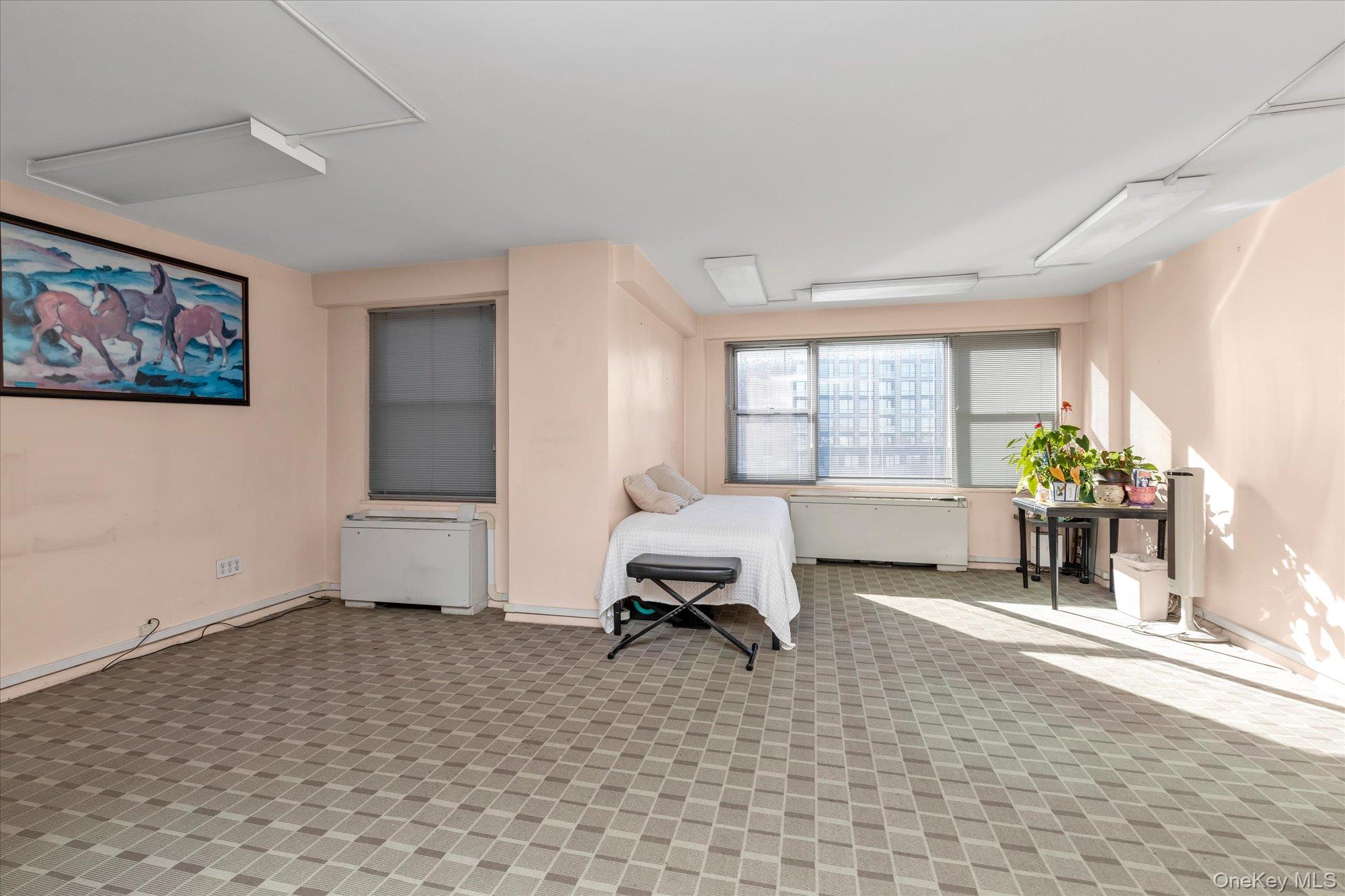 #3 photo, 70-20 108th Street, Forest Hills , NY 11375