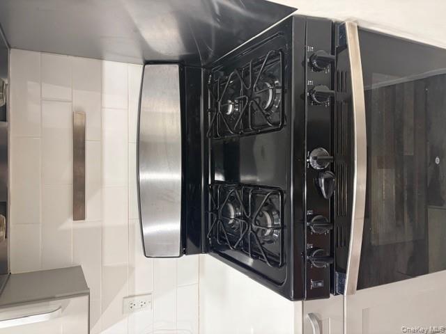 #3 photo, 33-08 Francis Lewis Boulevard, クイーンズ区 Flushing , NY 11358