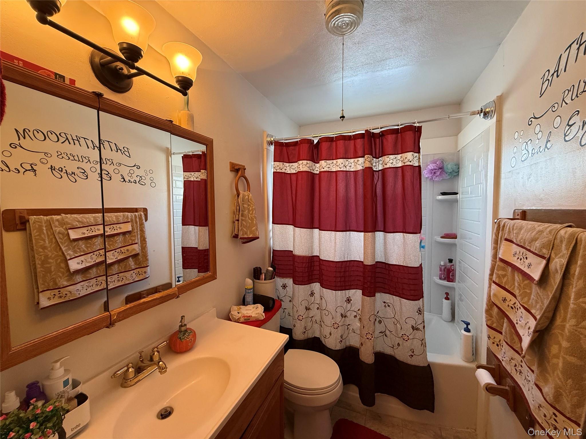 #12 photo, 55 Pinebrook Place, 롱 아일랜드 Bay Shore , NY 11706