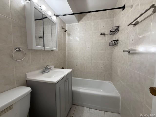 #8 photo, 83-60 118th Street, 皇后区 Kew Gardens , NY 11415