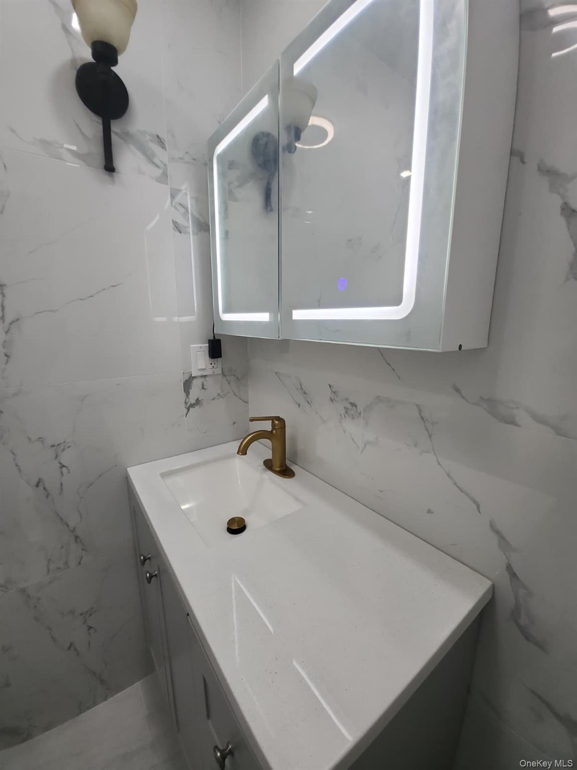 #8 photo, 6080 54th Place, Astoria , NY 11378