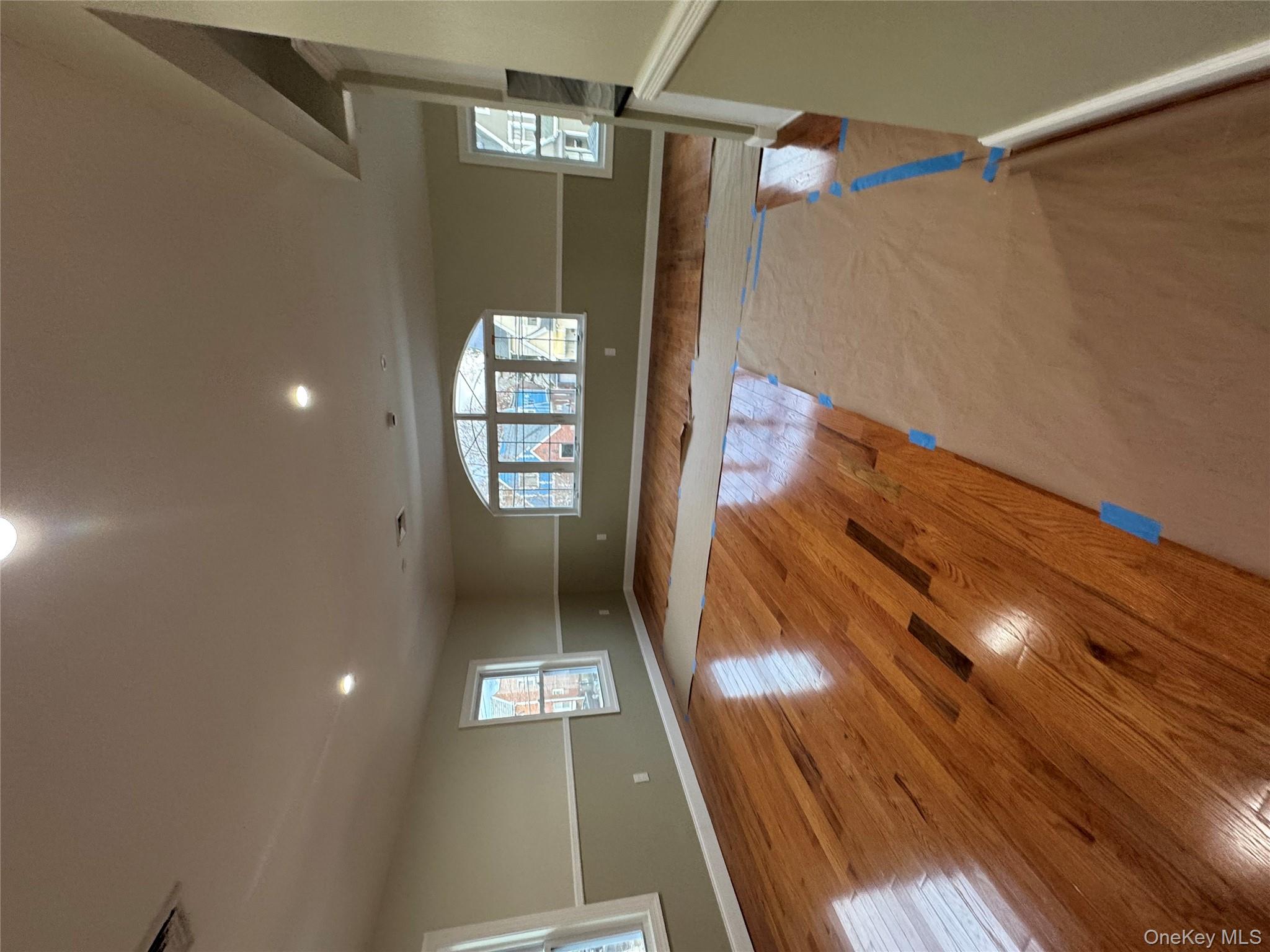 #2 photo, 118-32 200th Street, Saint Albans , NY 11412