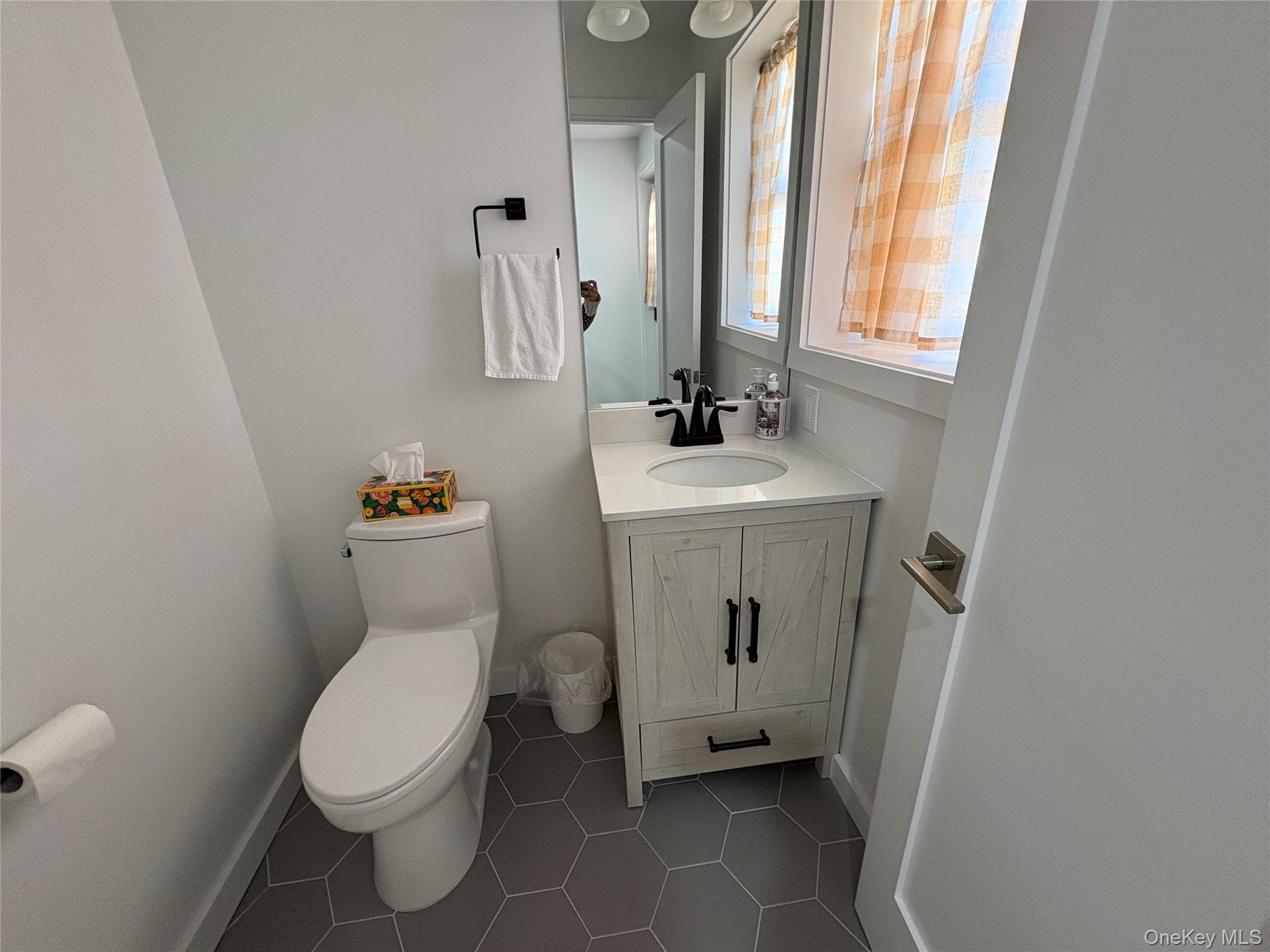 #7 photo, 46 Maxwell Avenue, Oyster Bay , NY 11771