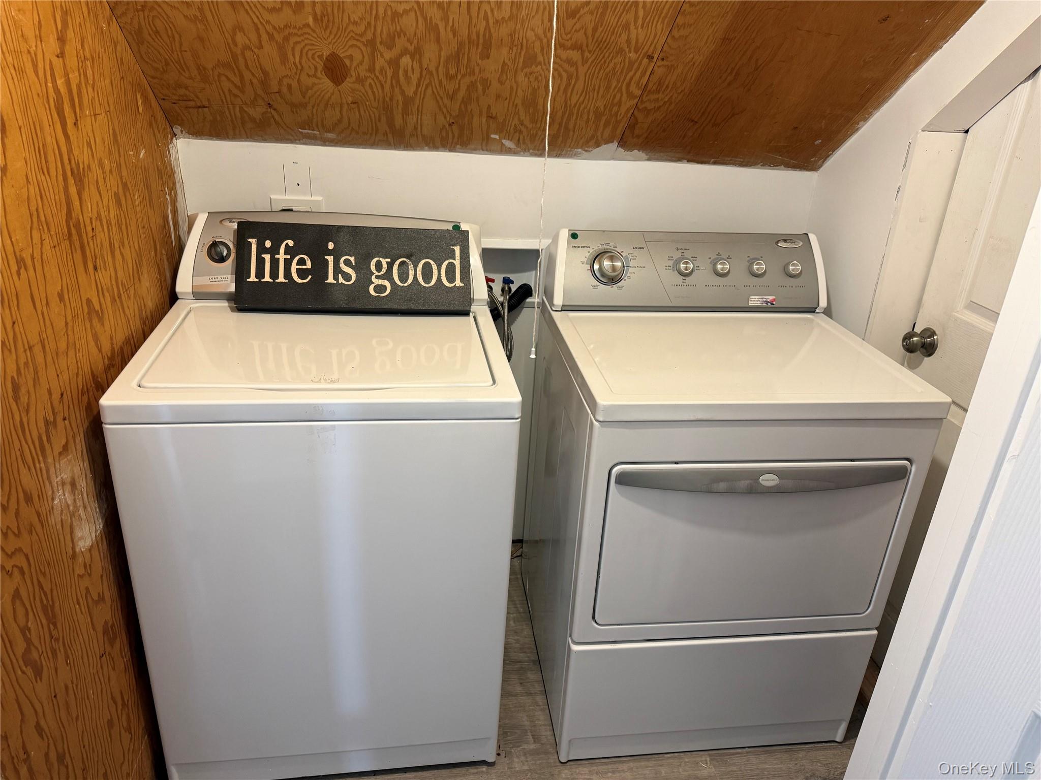 #10 photo, 1 East Main Street, 롱 아일랜드 Huntington , NY 11743