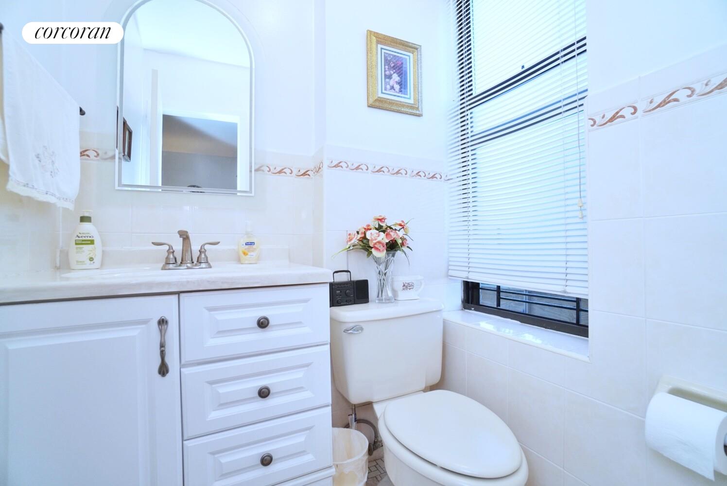 #14 photo, 7101 COLONIAL Road, Bay Ridge , NY 11209