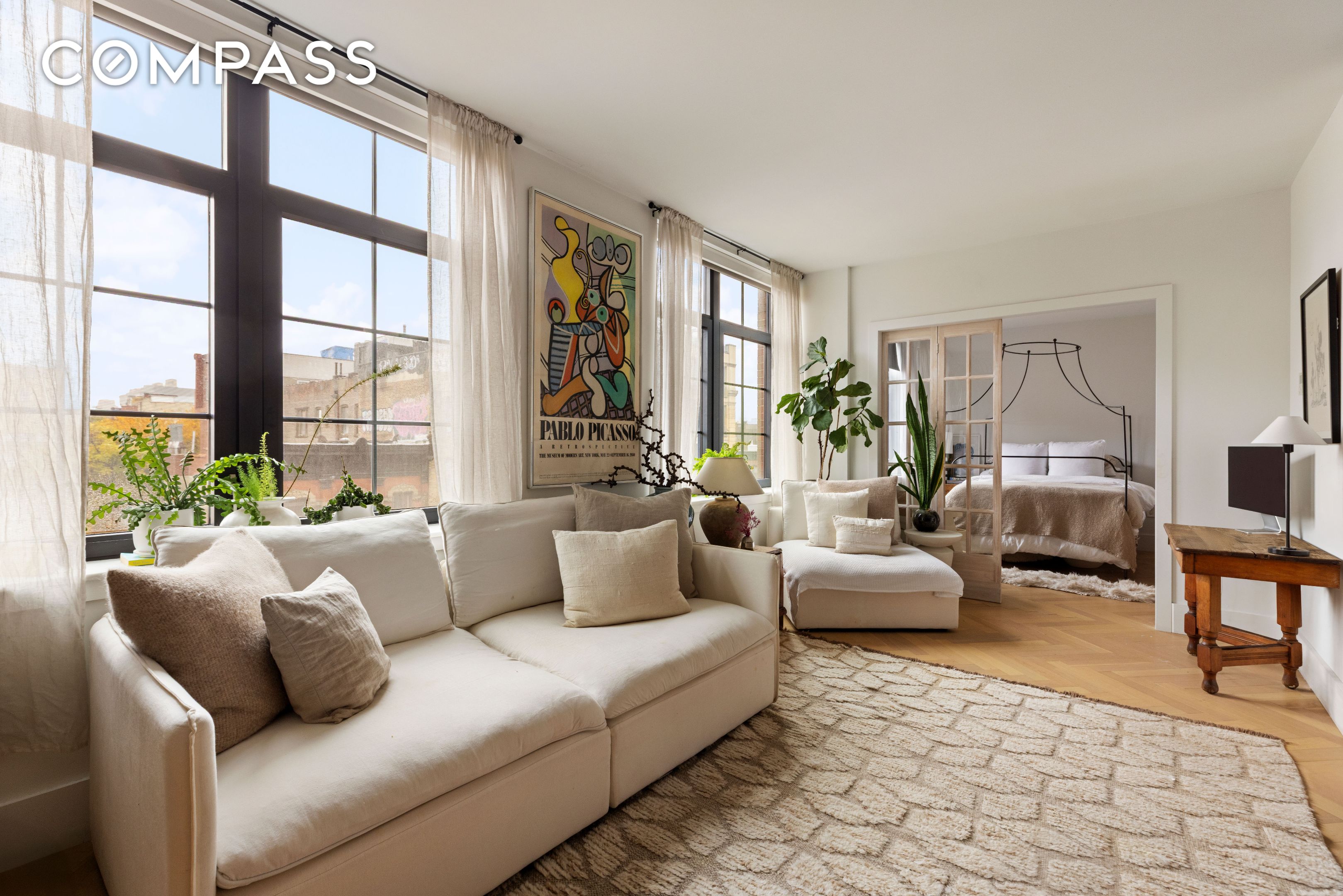 #5 photo, New York City, ম্যানহাটন East Village , NY 10009