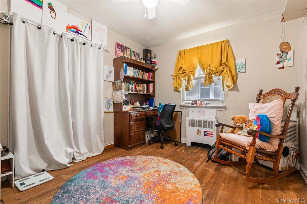 #16 photo, 2761 Hering Avenue, Bronx , NY 10469