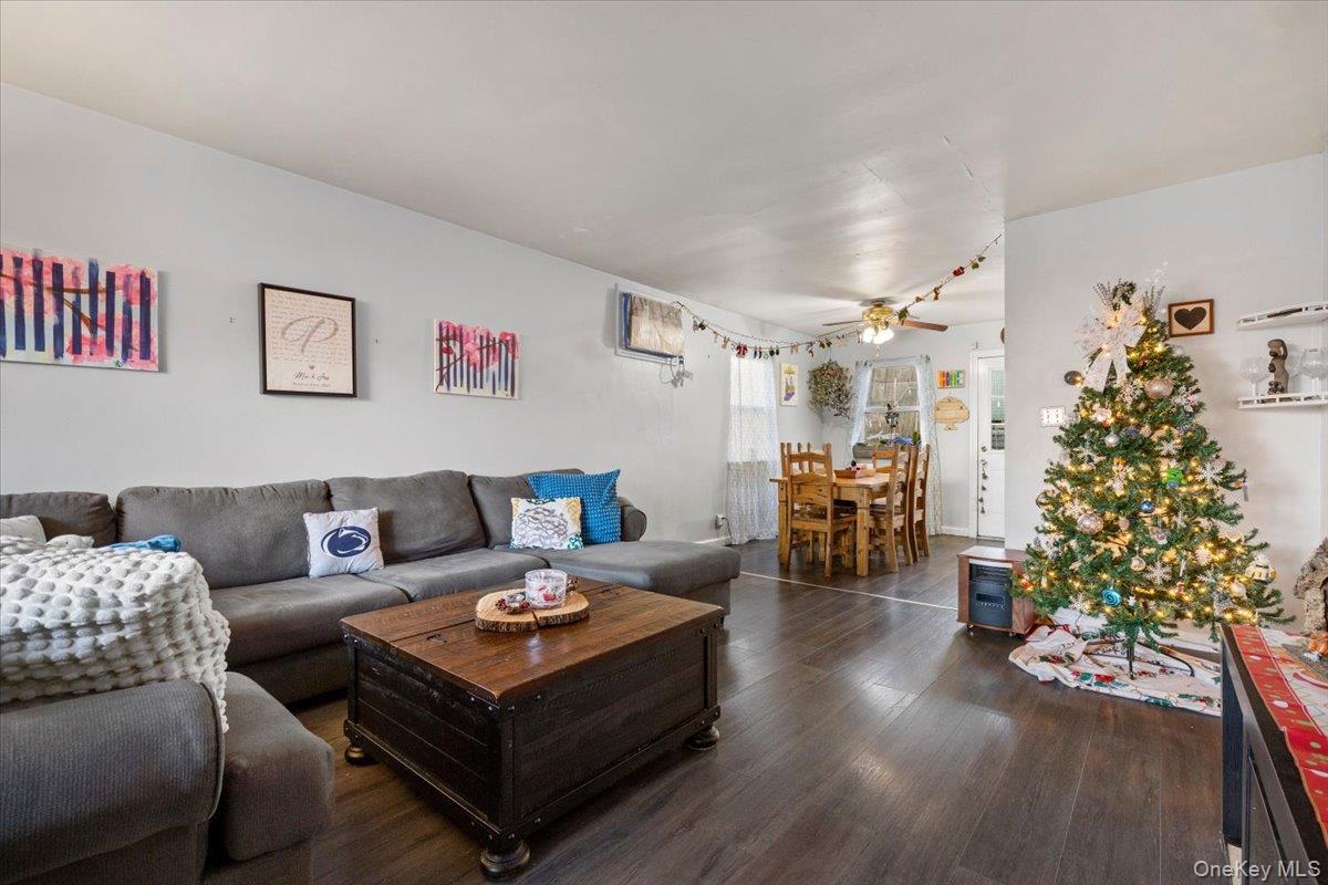 #5 photo, 2761 Hering Avenue, Bronx , NY 10469