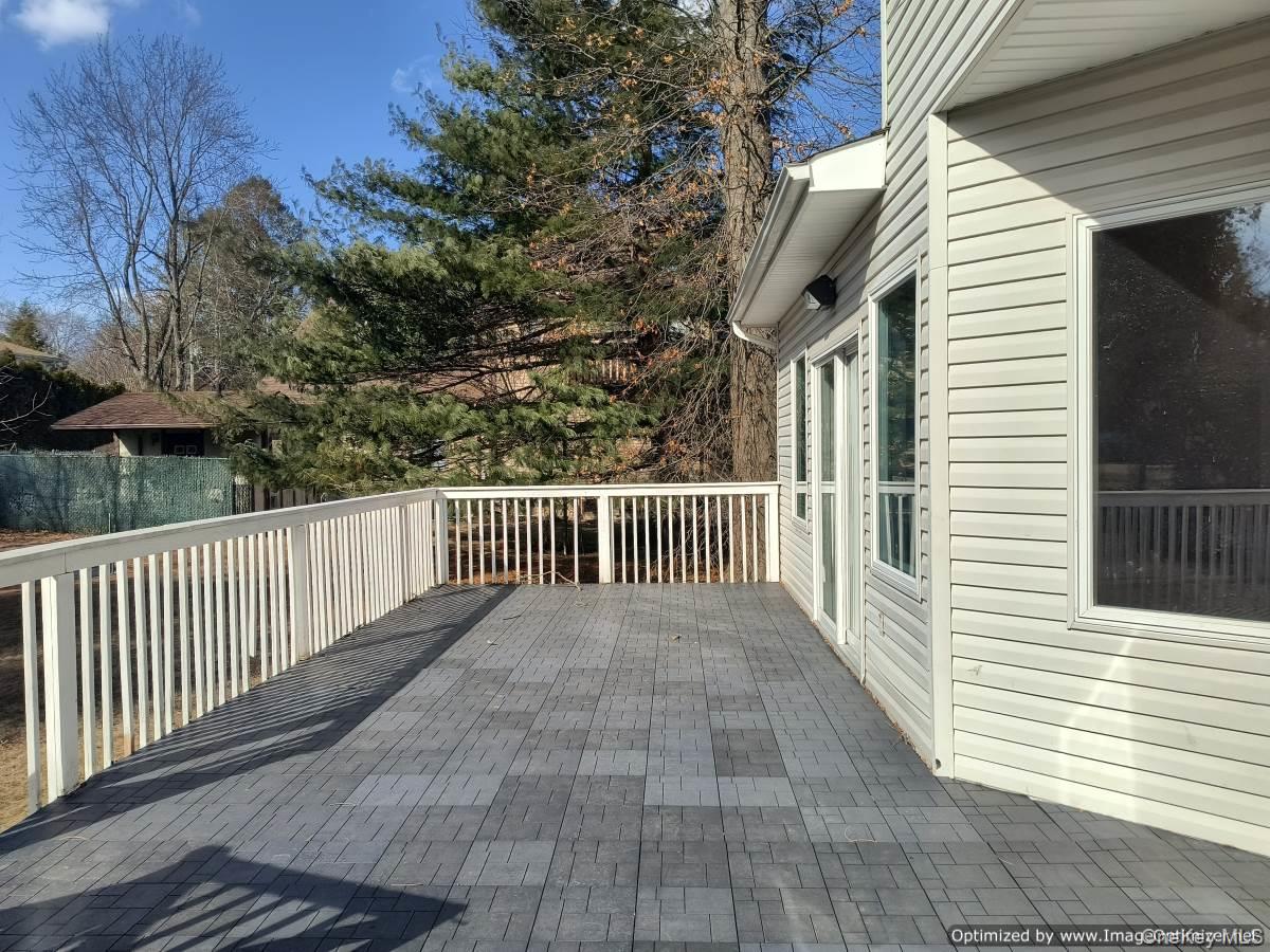 #18 photo, 73 W Maple Avenue, 뉴욕주 Monsey , NY 10952