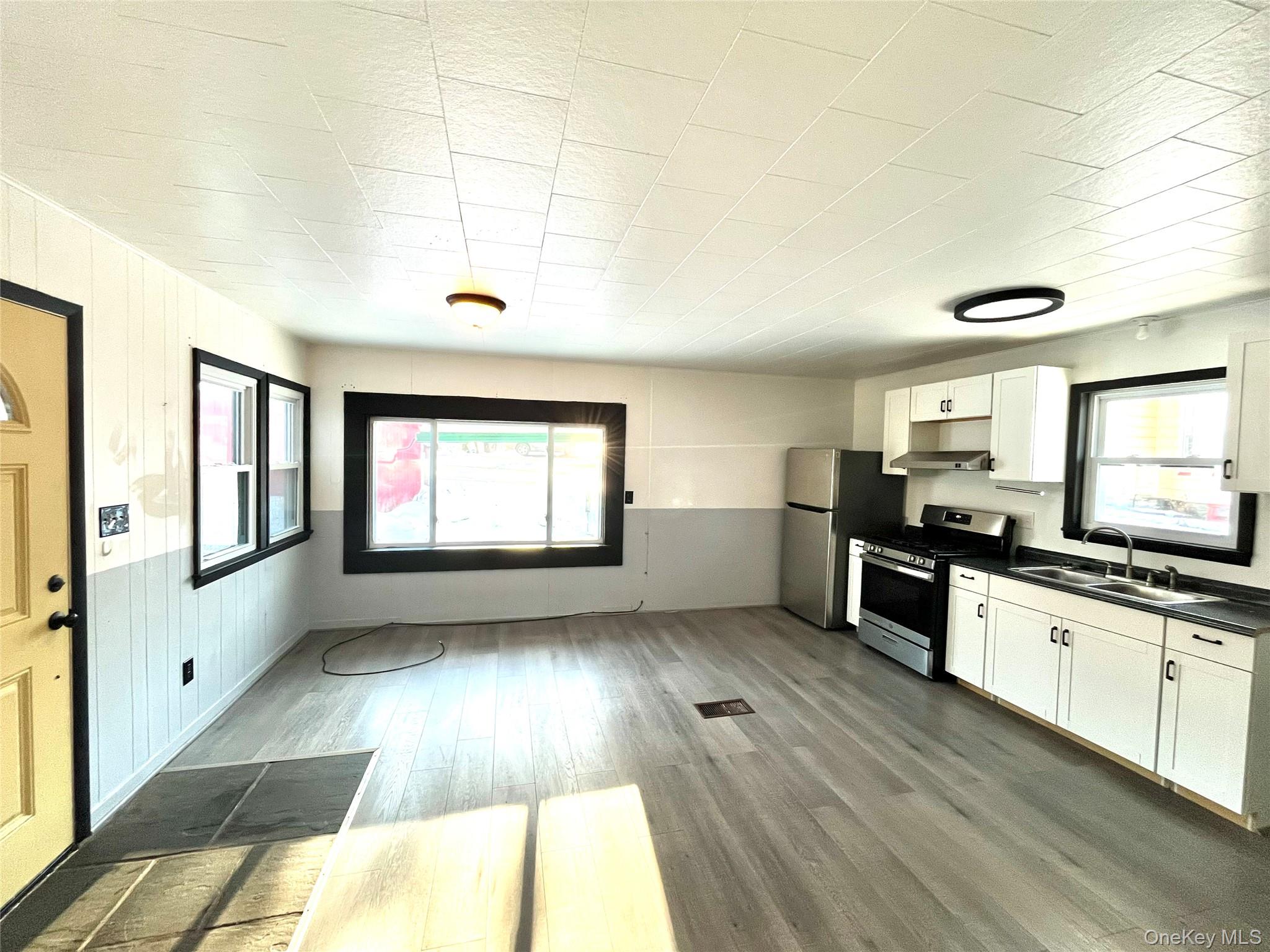 #1 photo, 12 Church Street, 纽约州 Livingston Manor , NY 12758