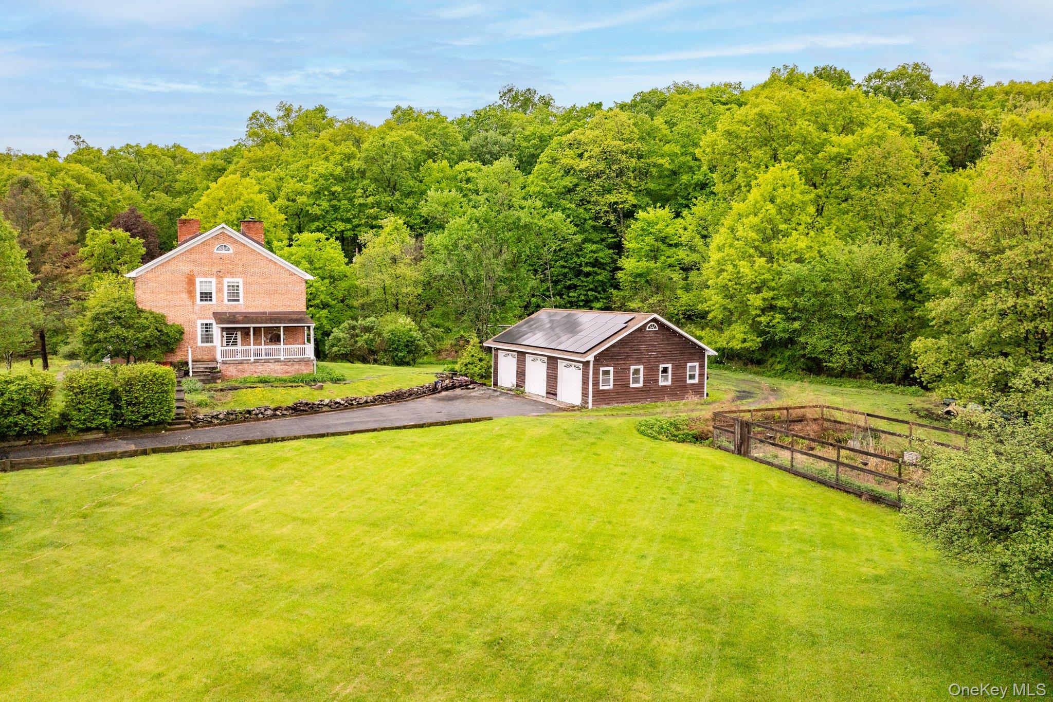 #1 photo, 831 County Route 12, 뉴욕주 New Hampton , NY 10958