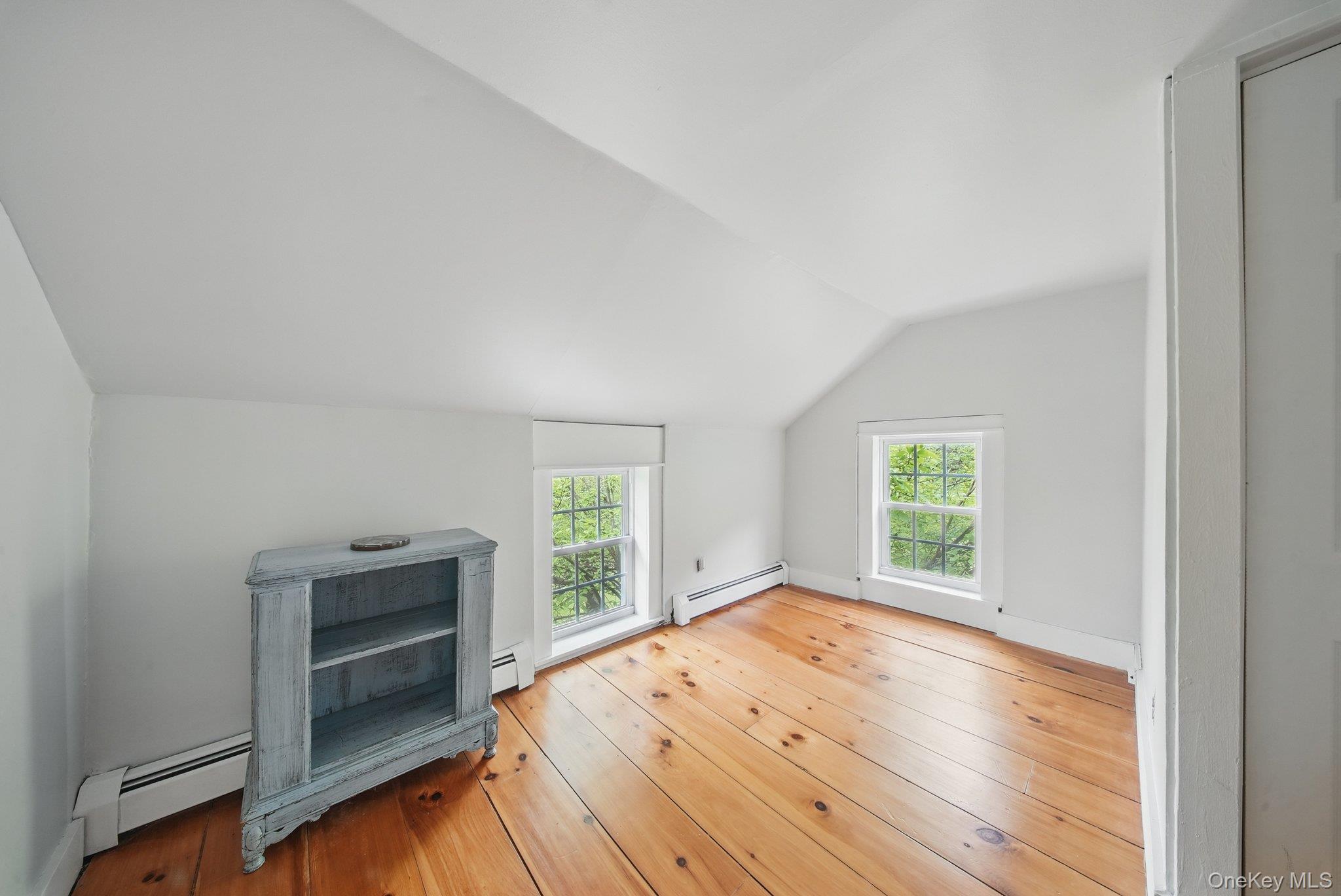 #14 photo, 831 County Route 12, 뉴욕주 New Hampton , NY 10958