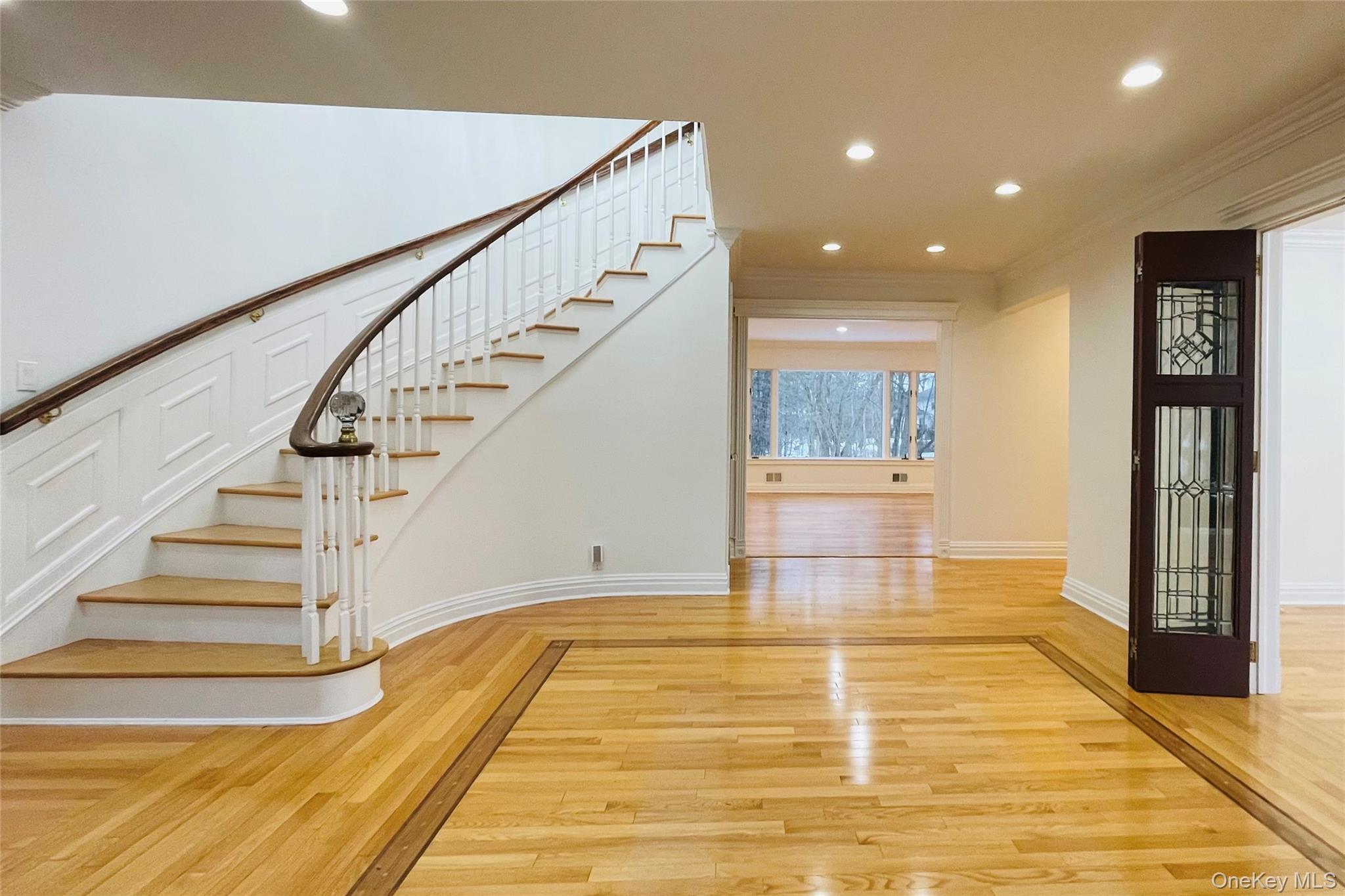 #11 photo, 164 Rock Creek Lane, Scarsdale , NY 10583