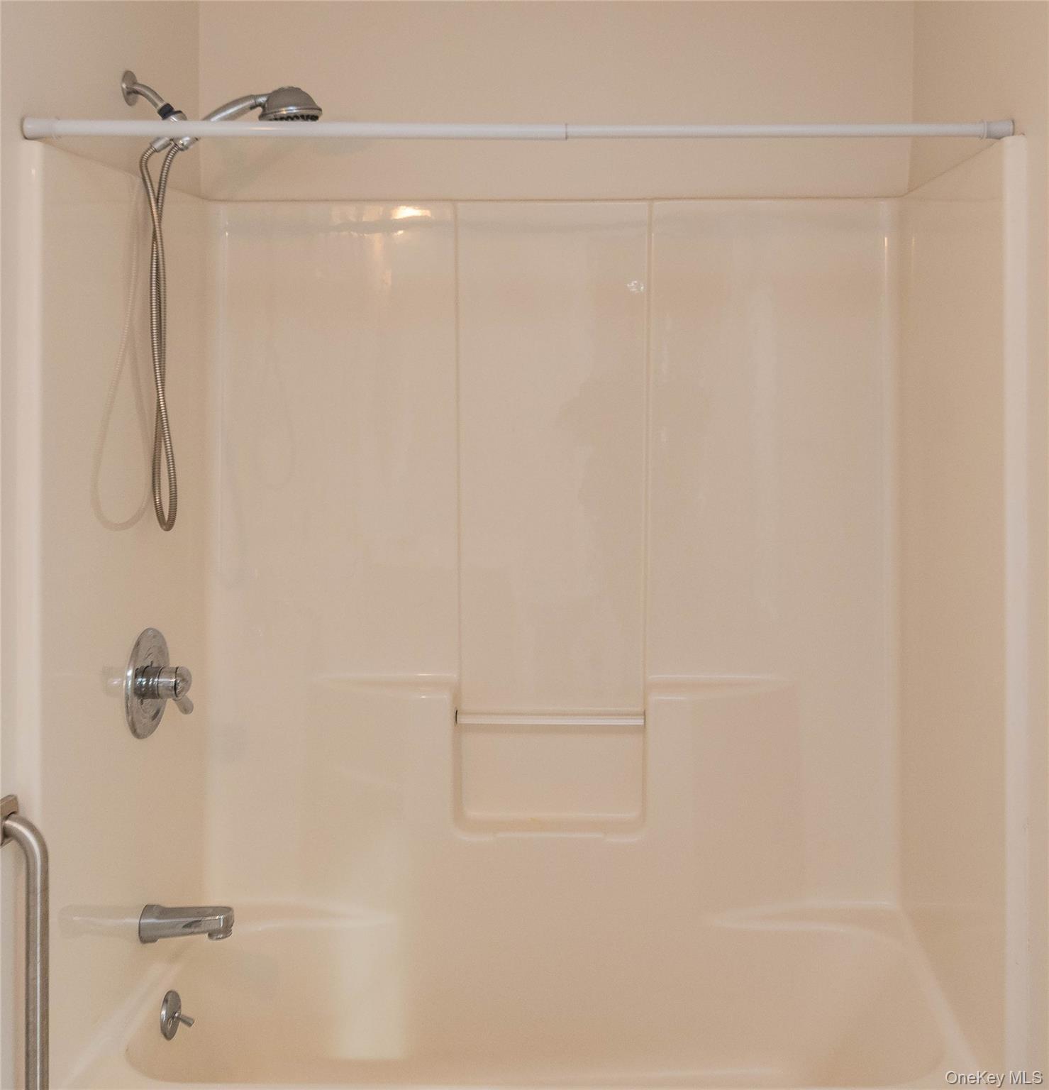 #15 photo, 70 Aveonis Court, Fishkill , NY 12524