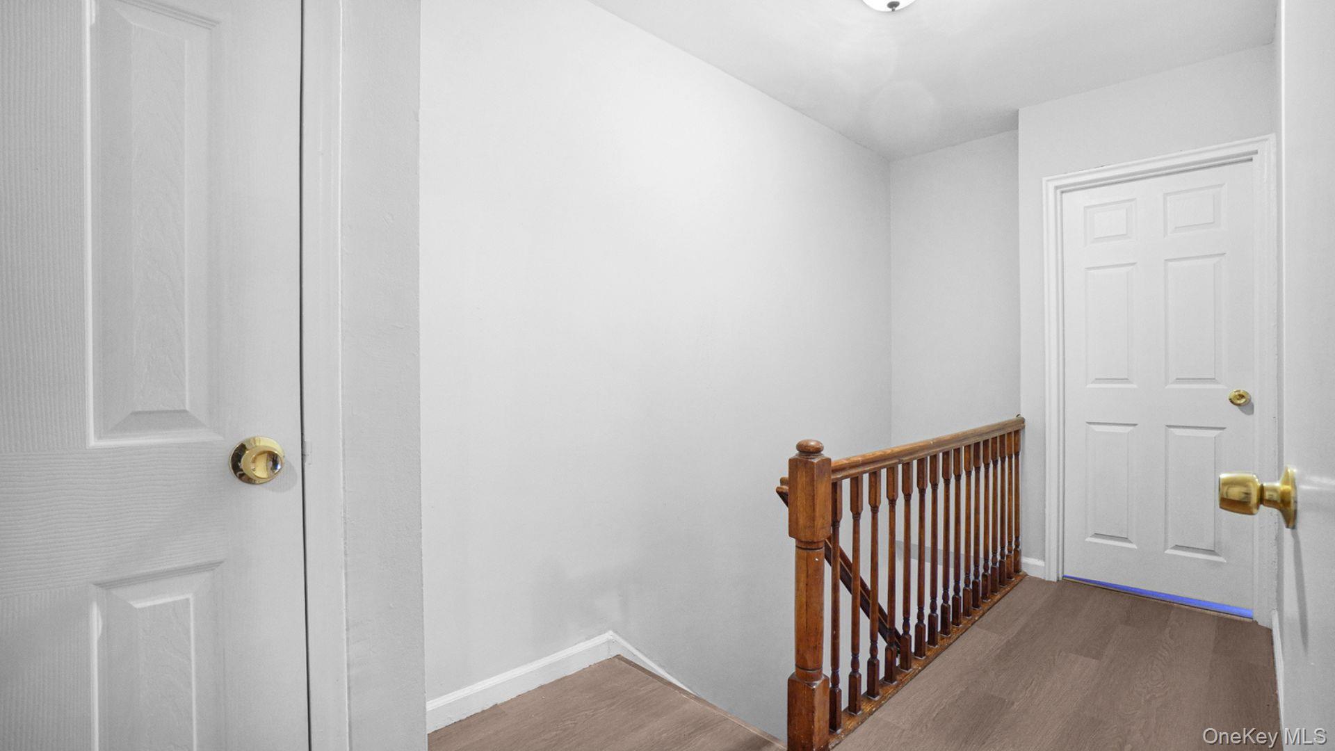 #11 photo, 836 E 229th Street, 布朗士 Bronx , NY 10466