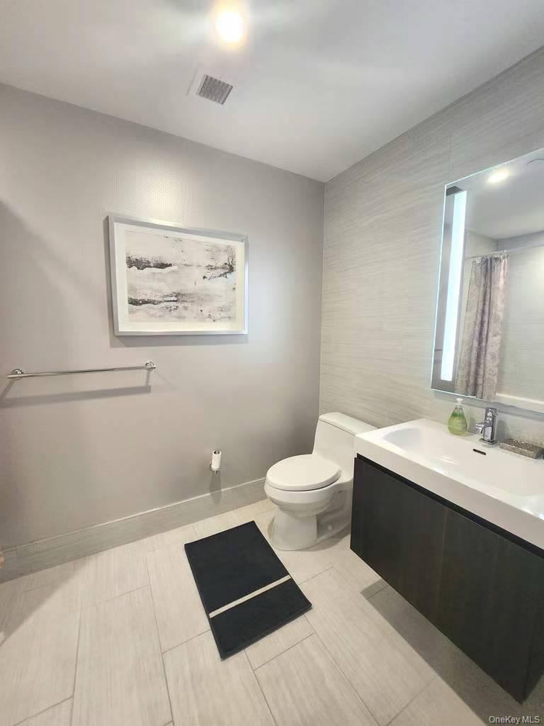 #7 photo, 131-01 40th Road, Flushing , NY 11354